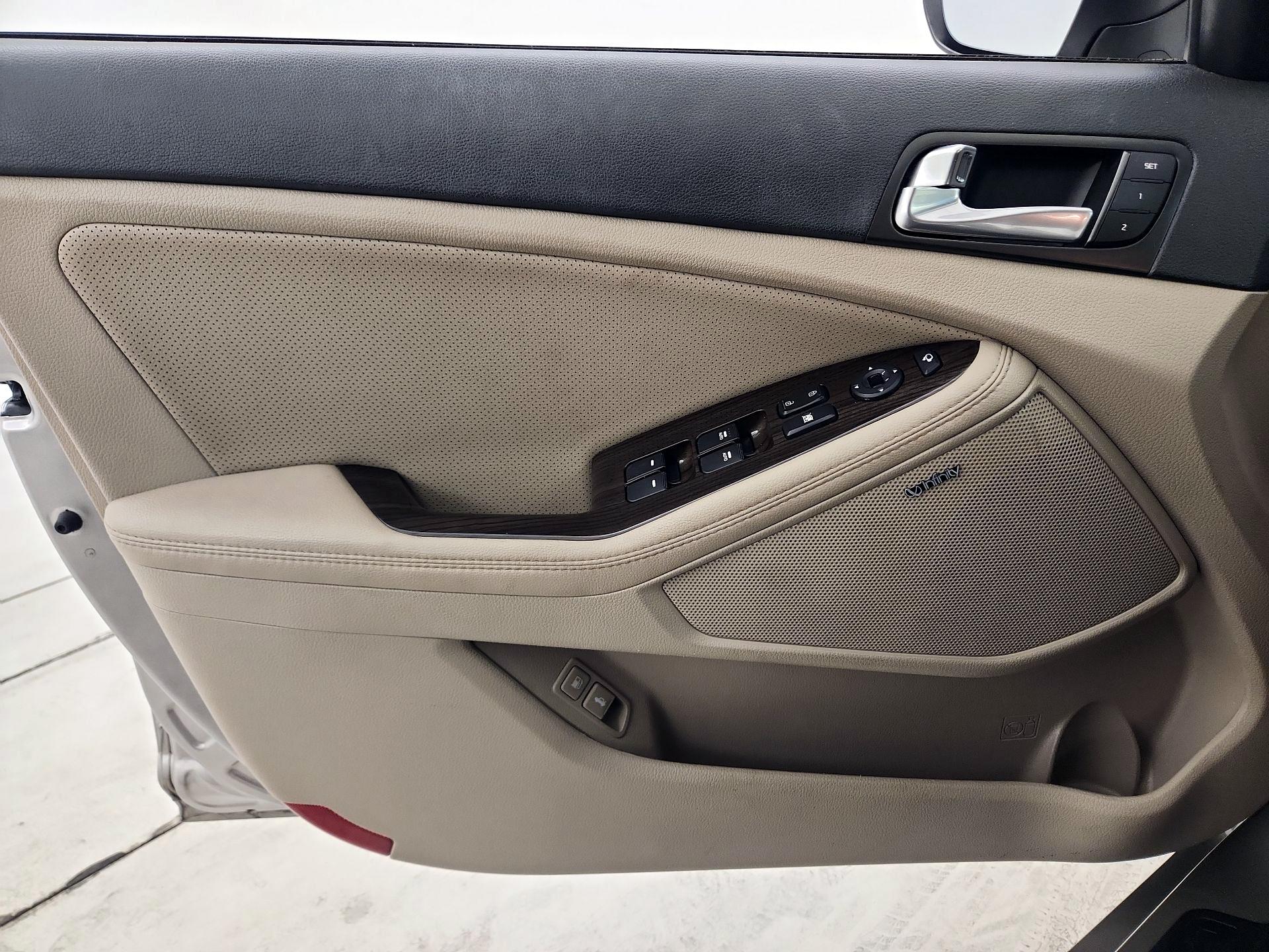 Thumbnail: 2015 Kia Optima - 12