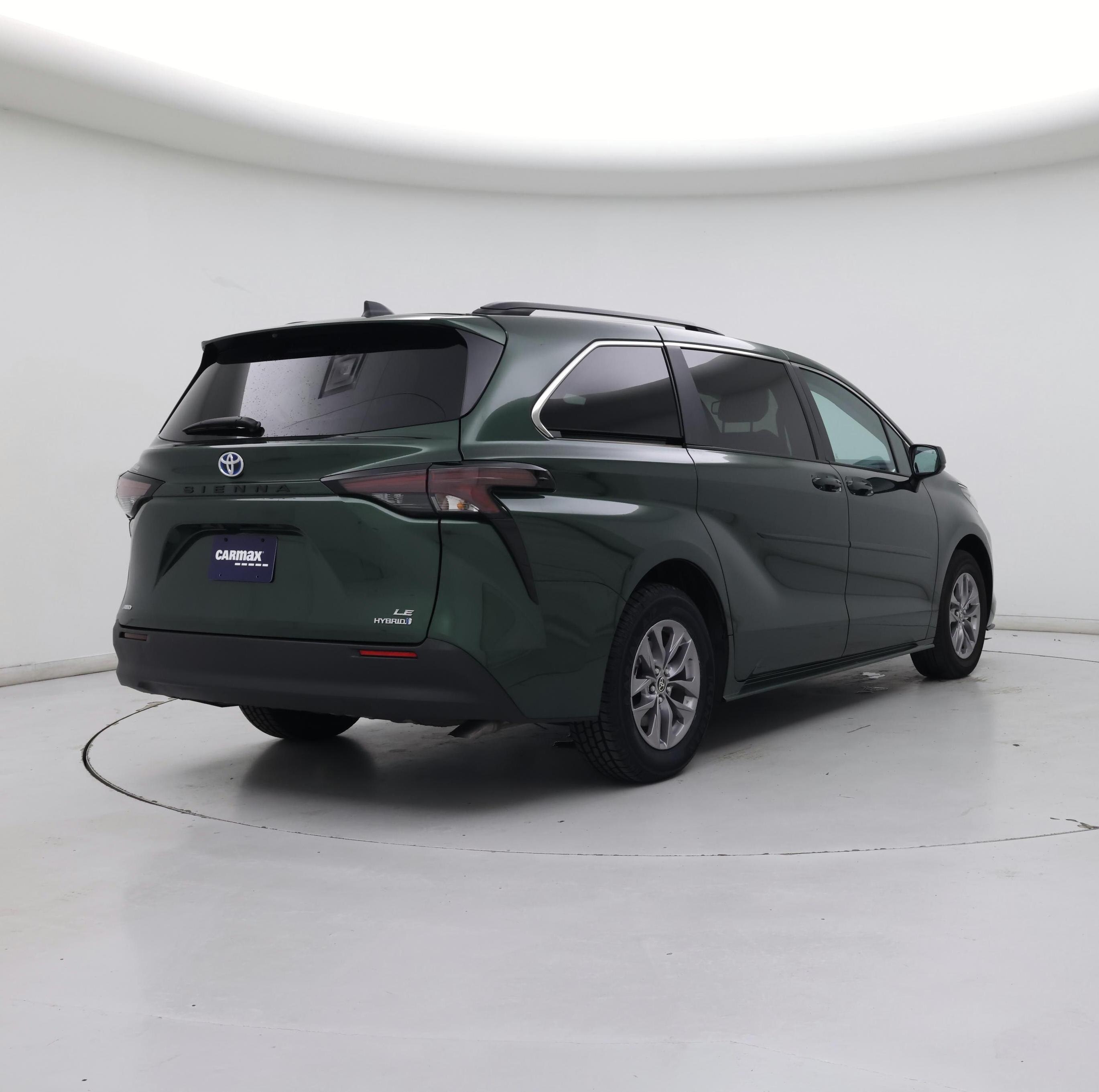 Thumbnail: 2024 Toyota Sienna - 8