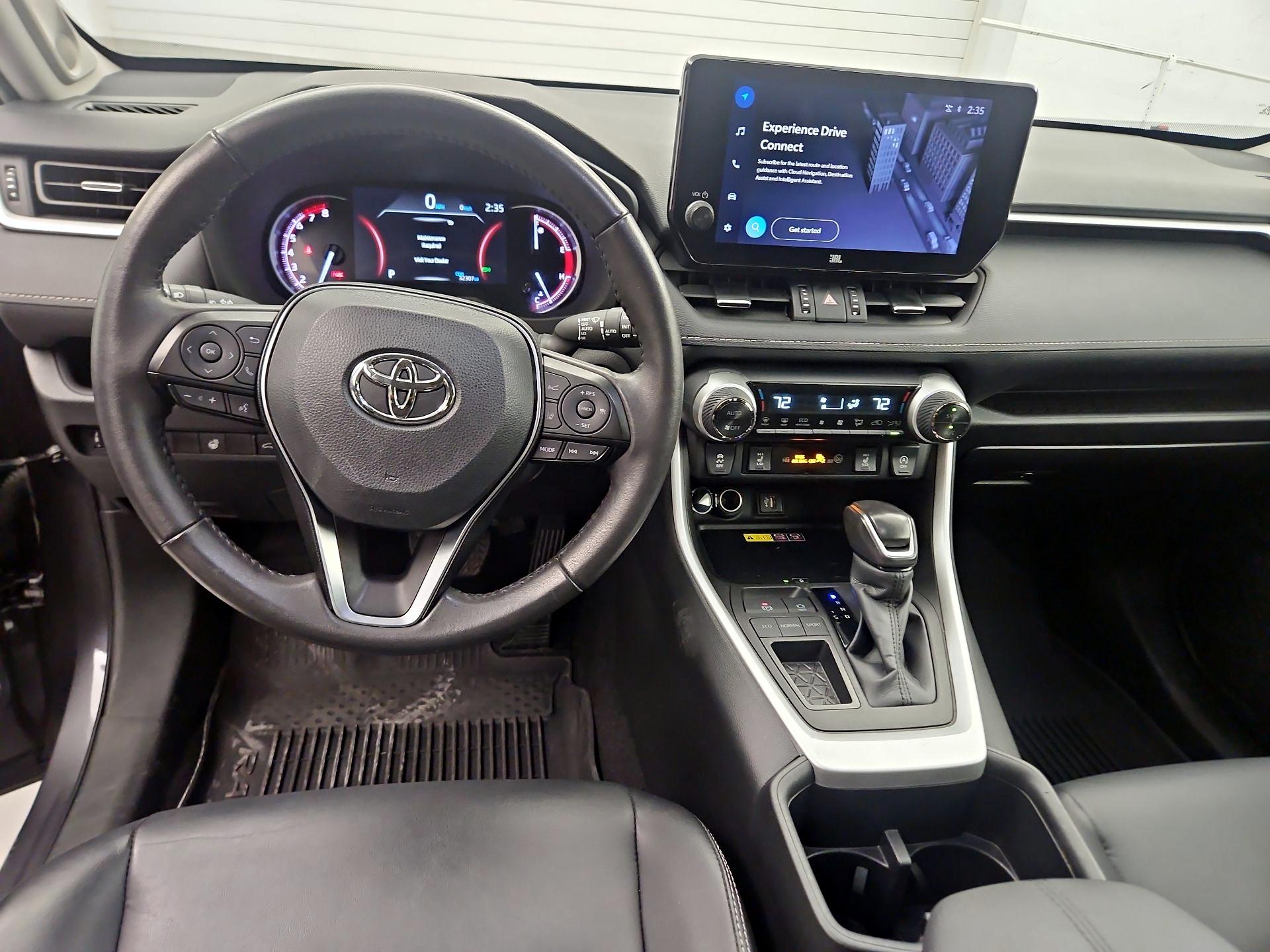 Thumbnail: 2024 Toyota RAV4 - 8