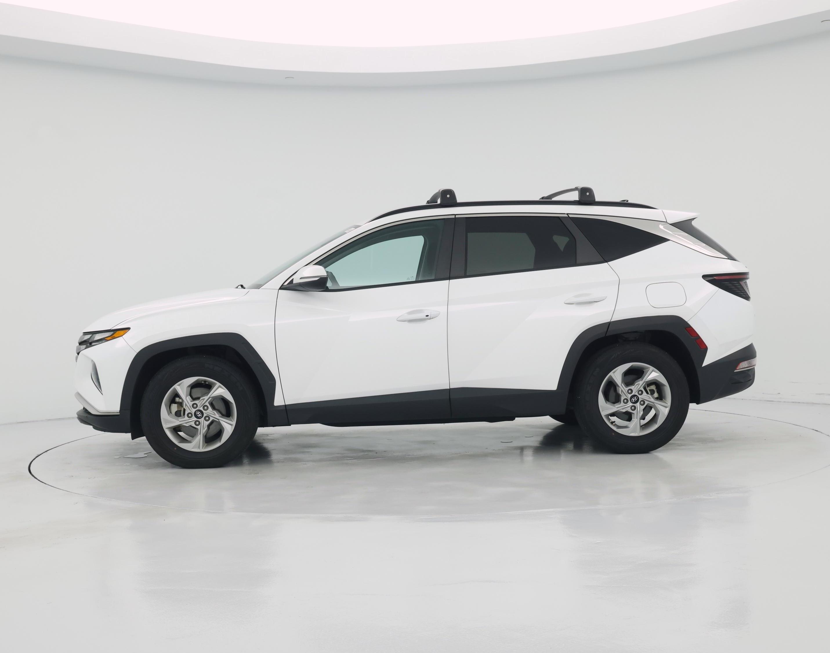 Thumbnail: 2022 Hyundai Tucson - 3