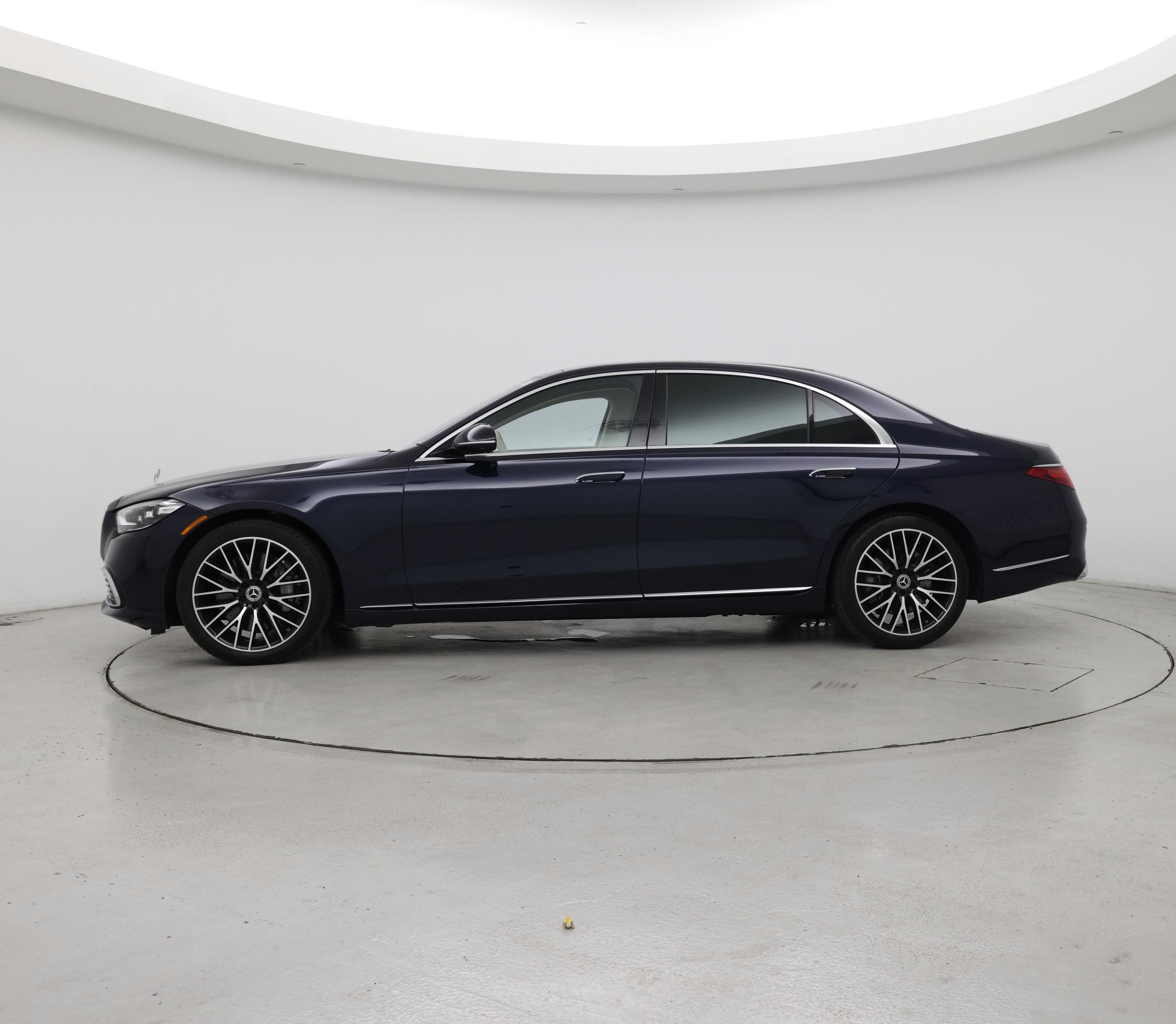 Thumbnail: 2022 Mercedes-Benz S-Class - 3