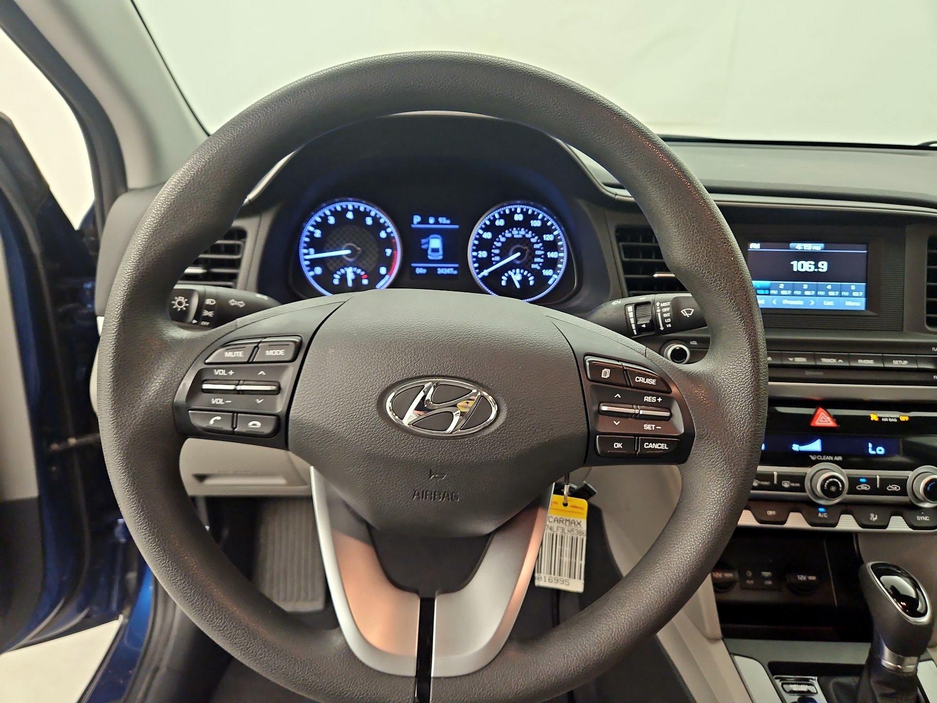Thumbnail: 2020 Hyundai Elantra - 10