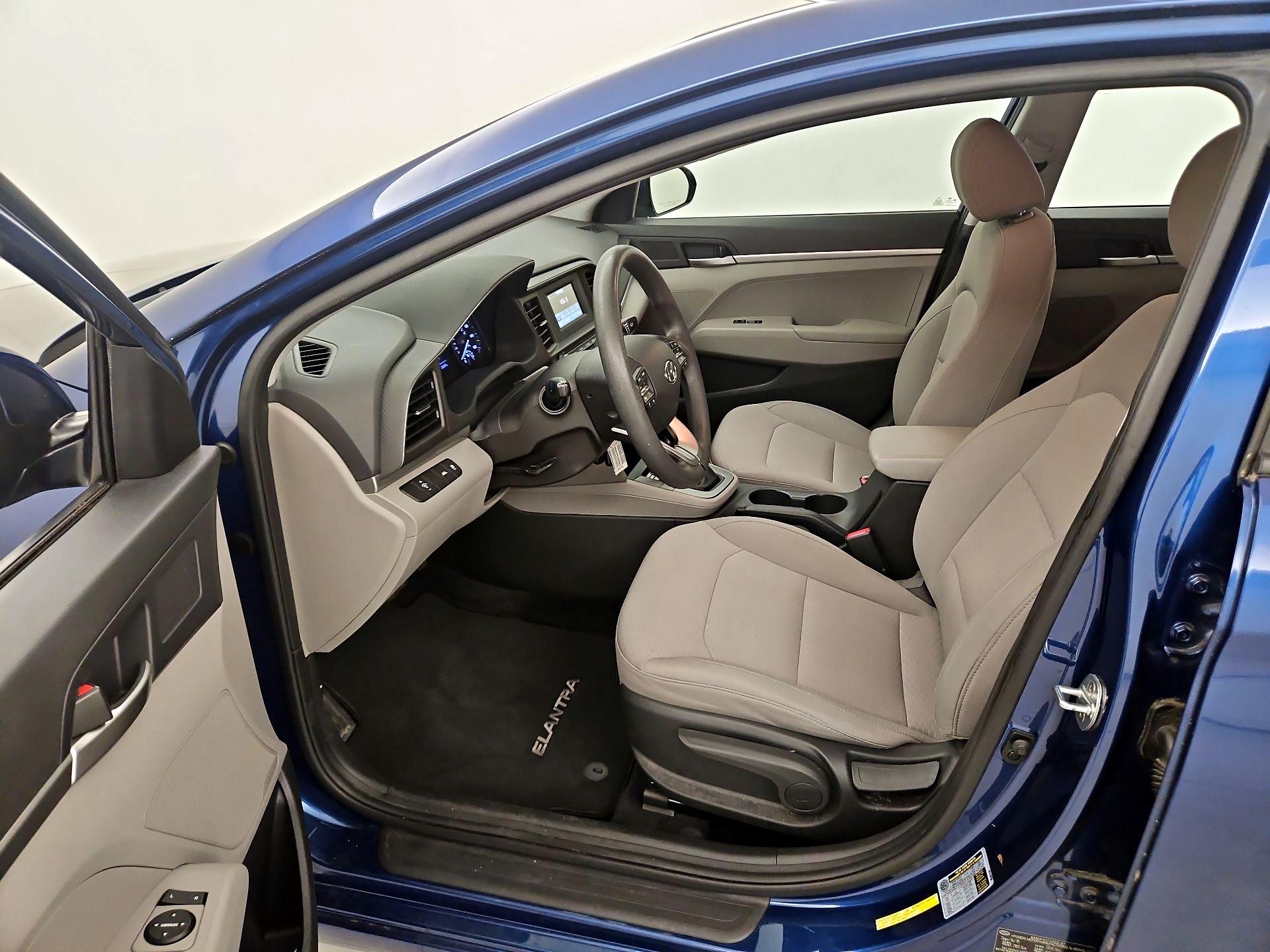 Thumbnail: 2020 Hyundai Elantra - 11