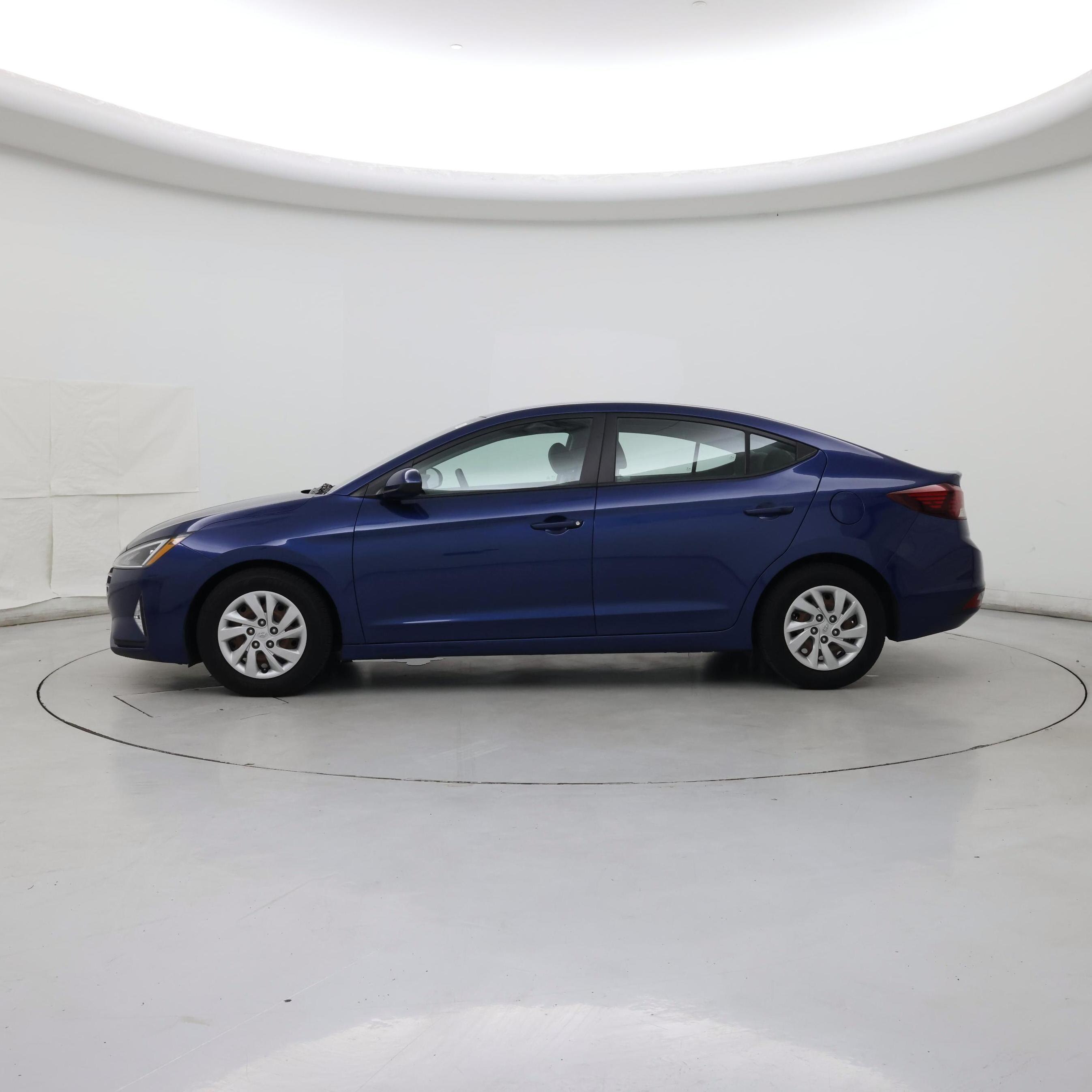 Thumbnail: 2020 Hyundai Elantra - 3