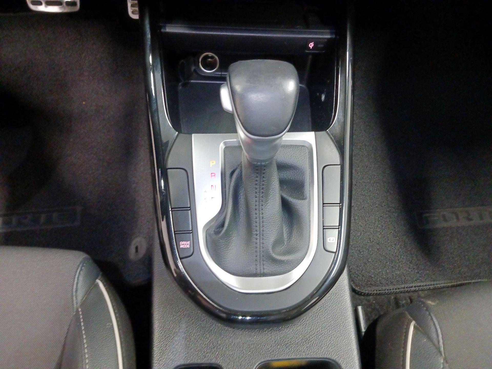 Thumbnail: 2023 Kia Forte - 13