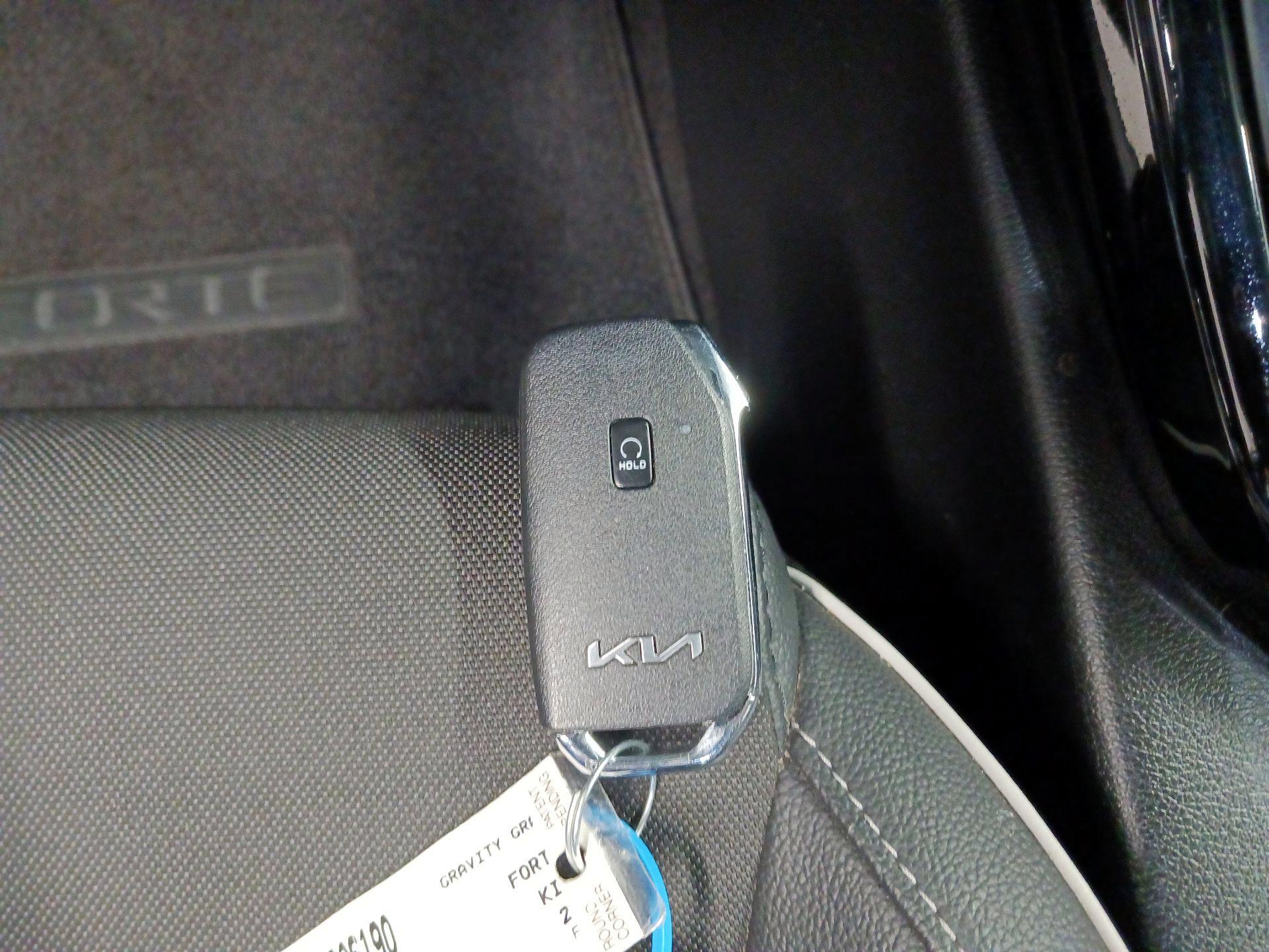 Thumbnail: 2023 Kia Forte - 17