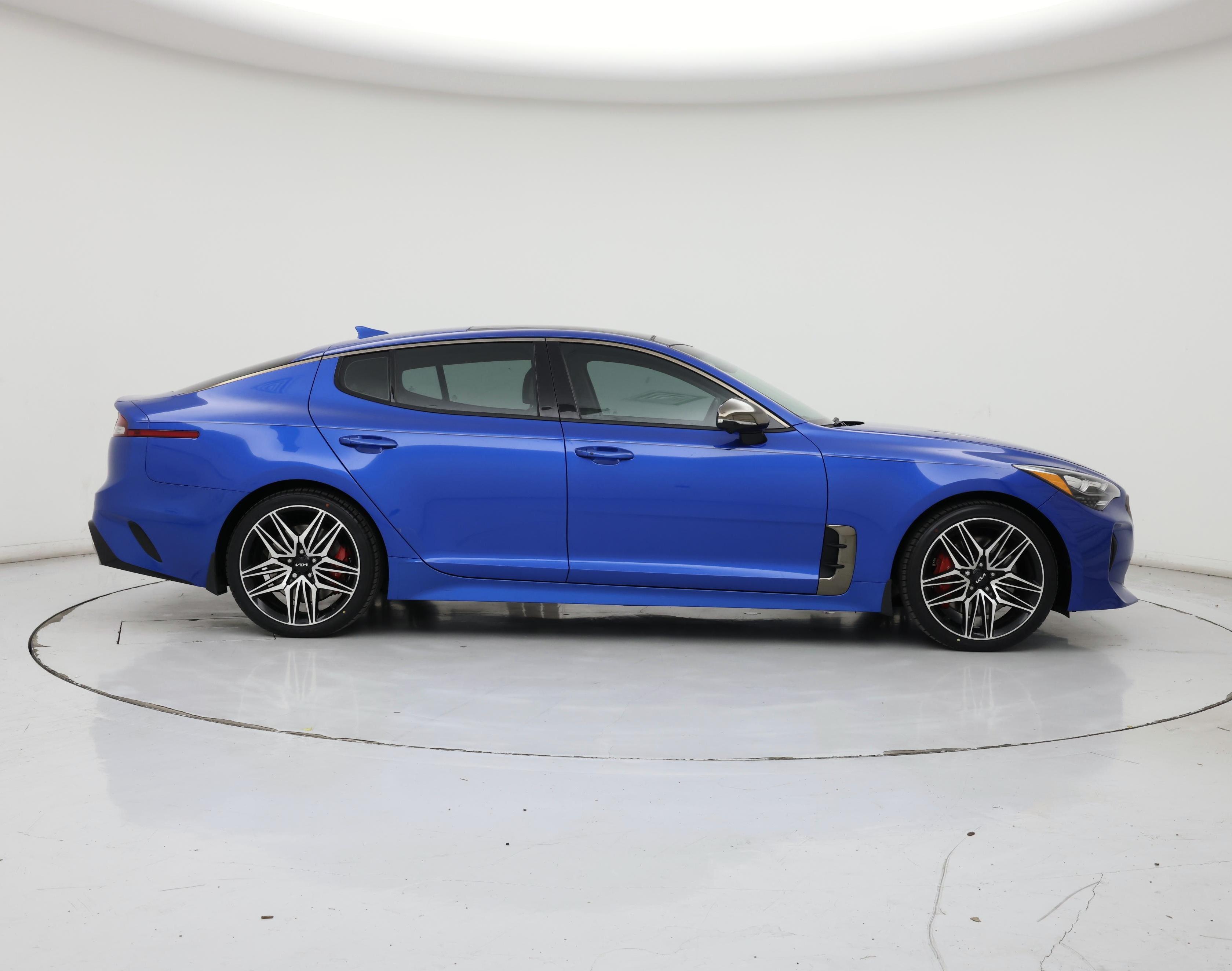 Thumbnail: 2022 Kia Stinger - 7