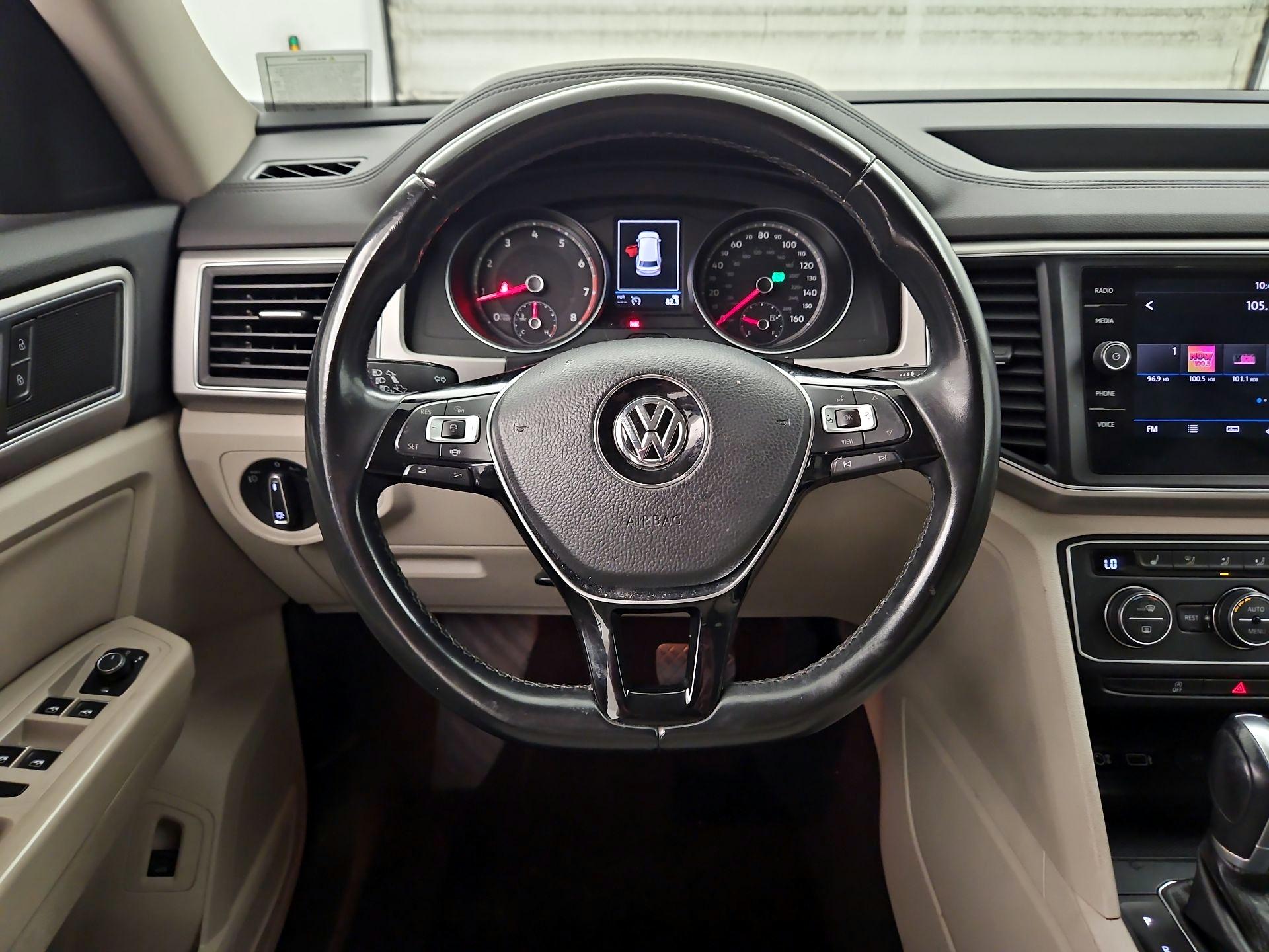 Thumbnail: 2019 Volkswagen Atlas - 10
