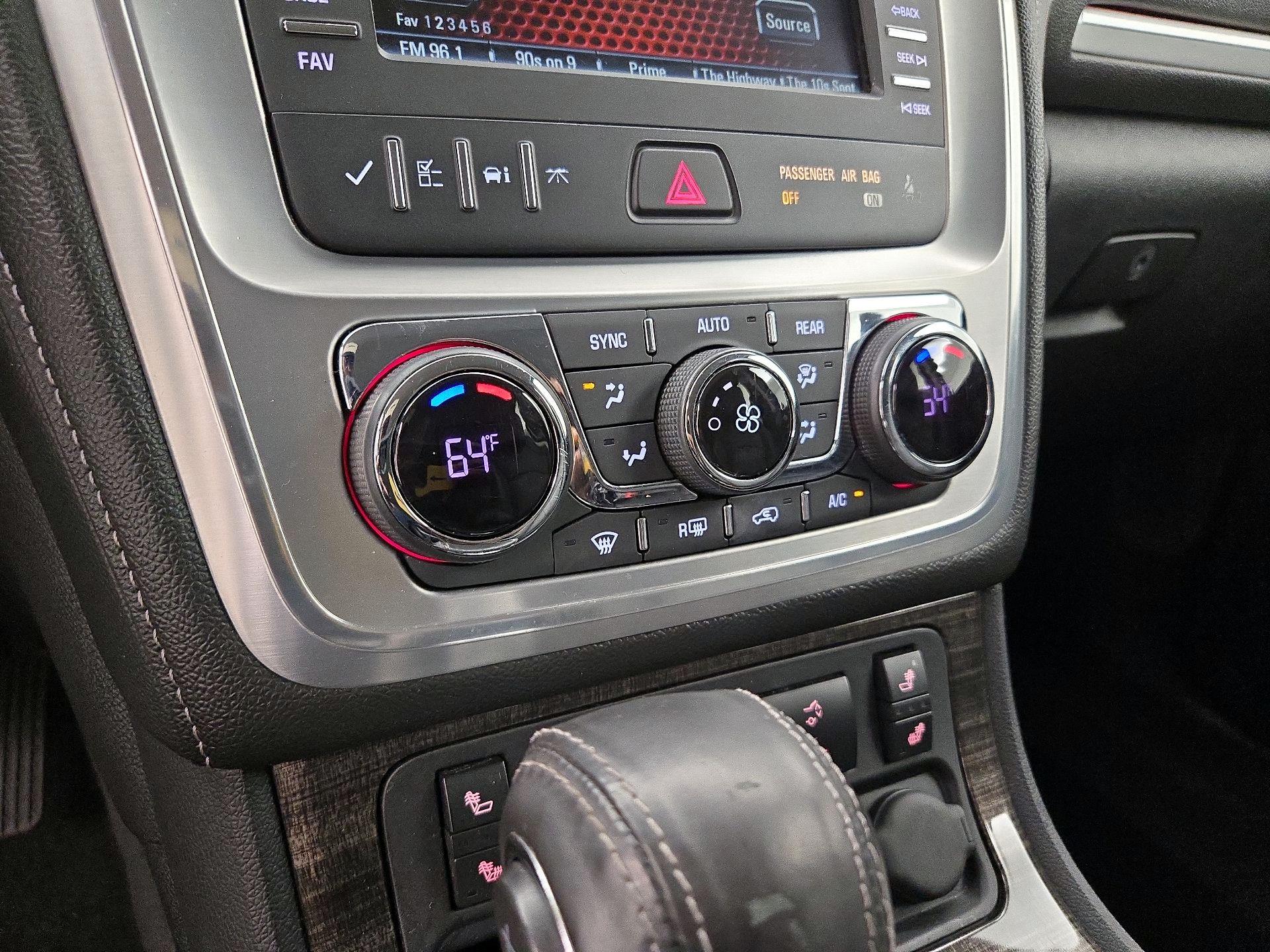 Thumbnail: 2015 GMC Acadia - 16