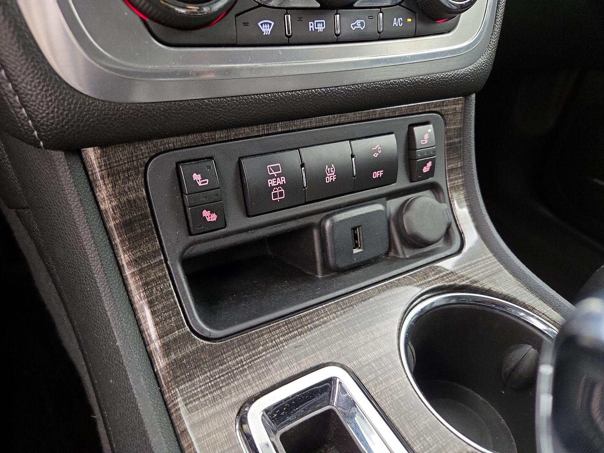 Thumbnail: 2015 GMC Acadia - 18
