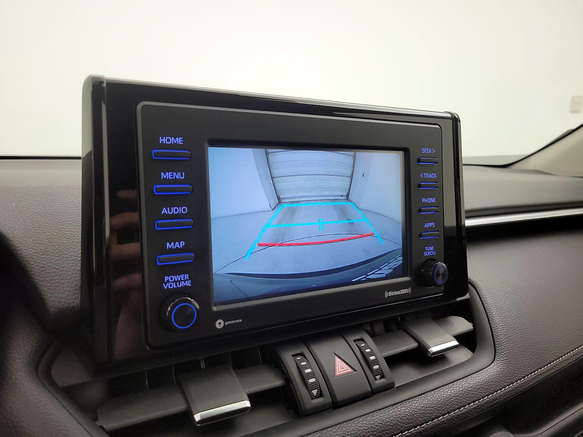 Thumbnail: 2021 Toyota RAV4 - 14