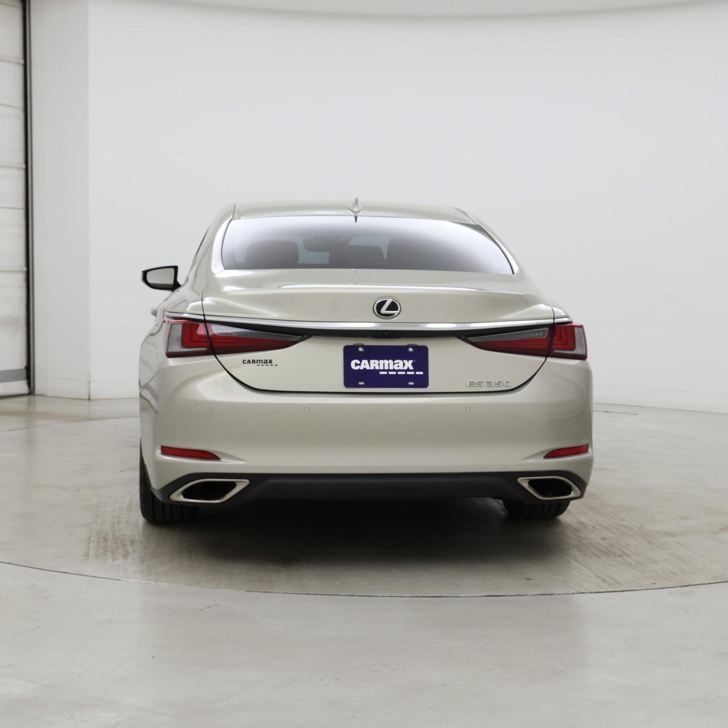 Thumbnail: 2021 Lexus ES - 6