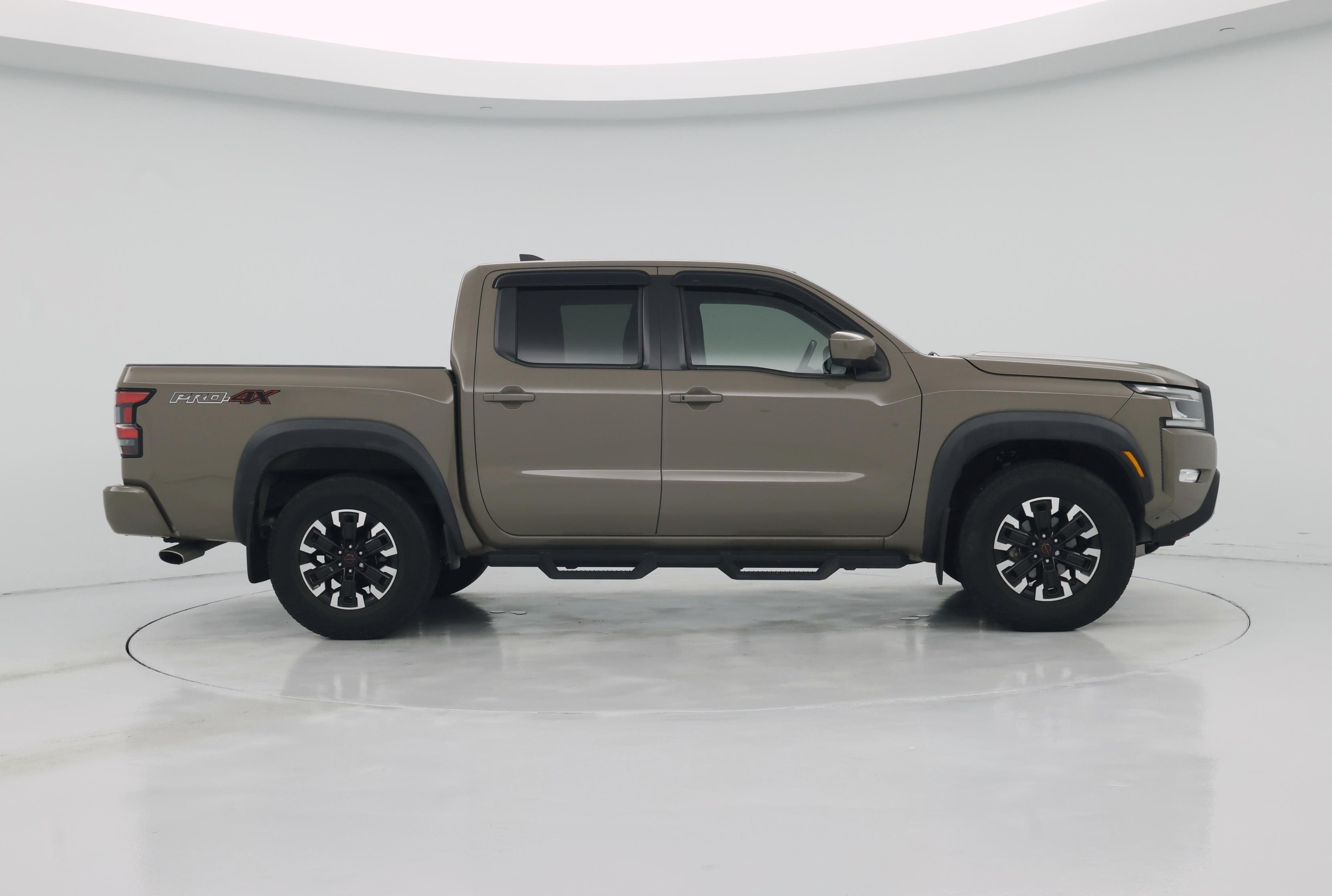 Thumbnail: 2023 Nissan Frontier - 7