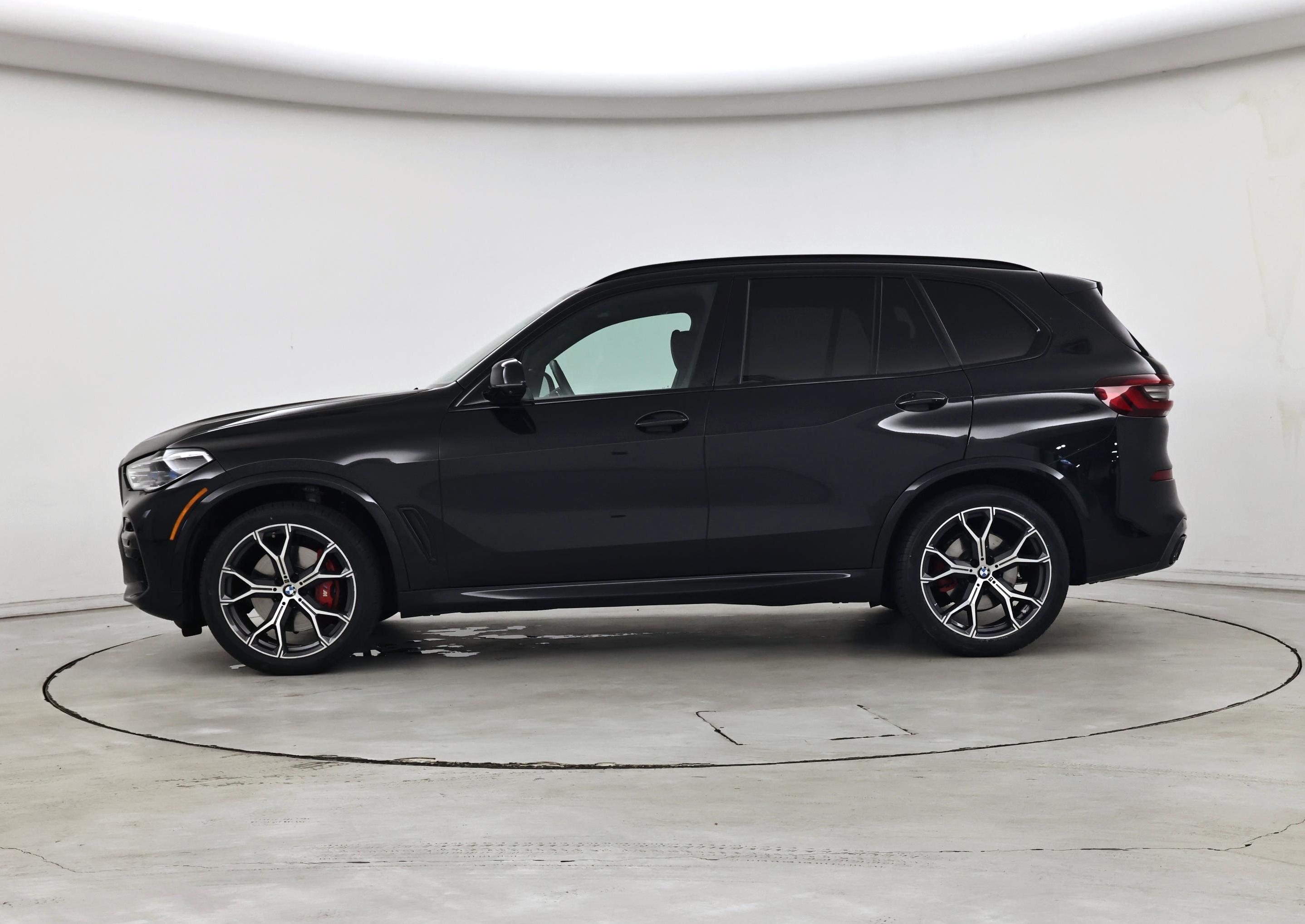 Thumbnail: 2022 BMW X5 - 3