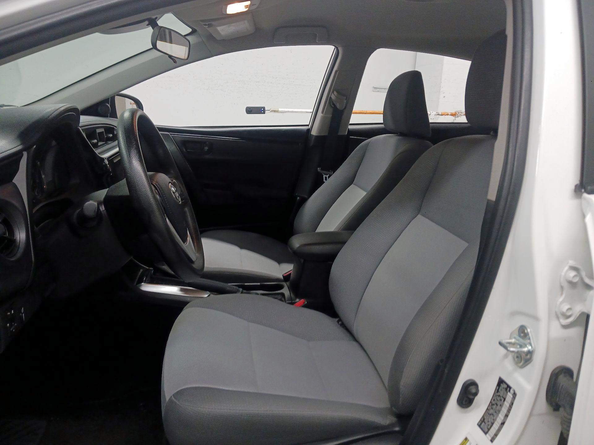 Thumbnail: 2018 Toyota Corolla - 9