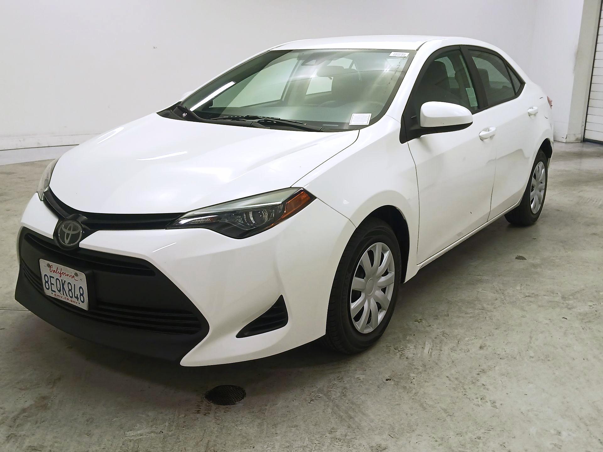 Thumbnail: 2018 Toyota Corolla - 3