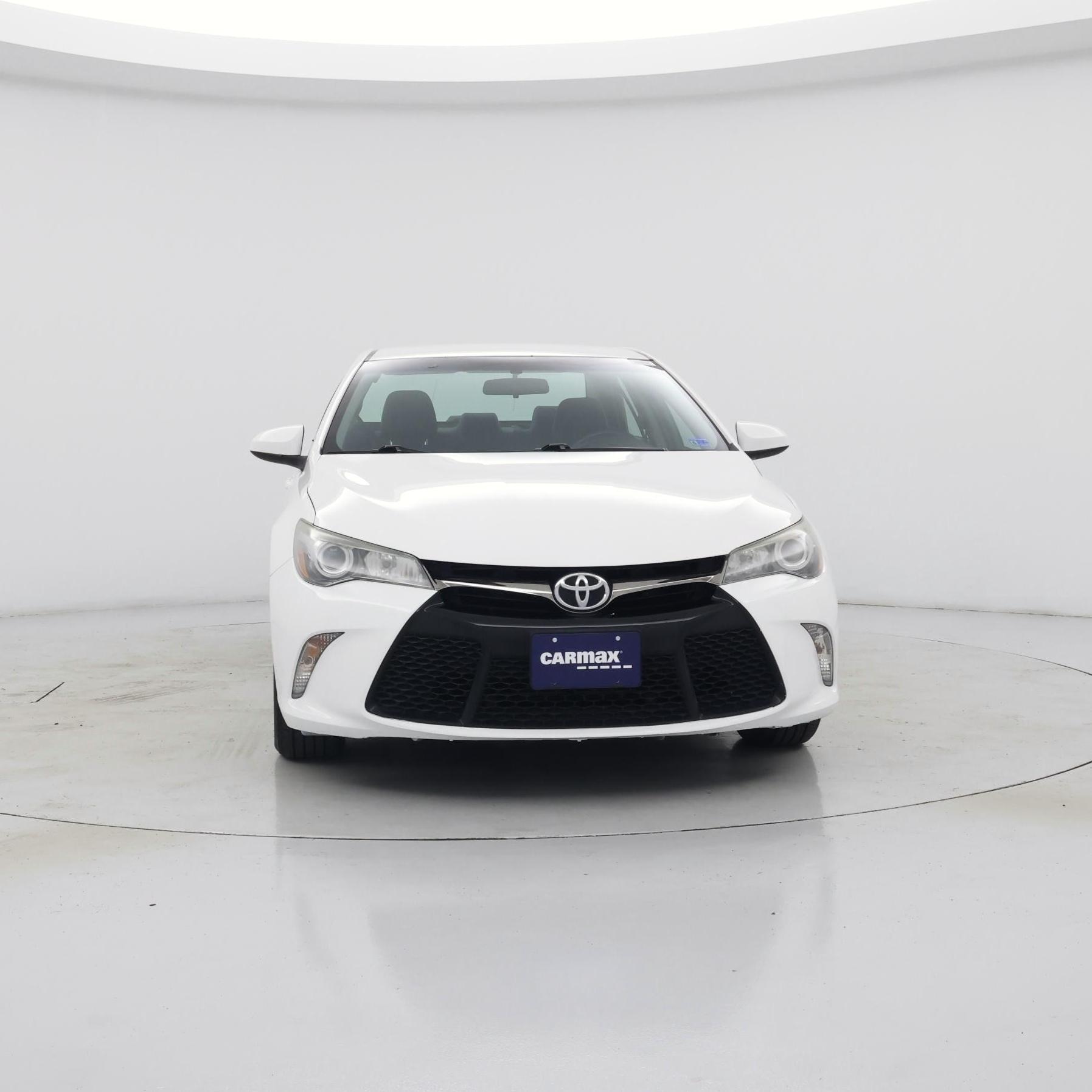 Thumbnail: 2015 Toyota Camry - 5