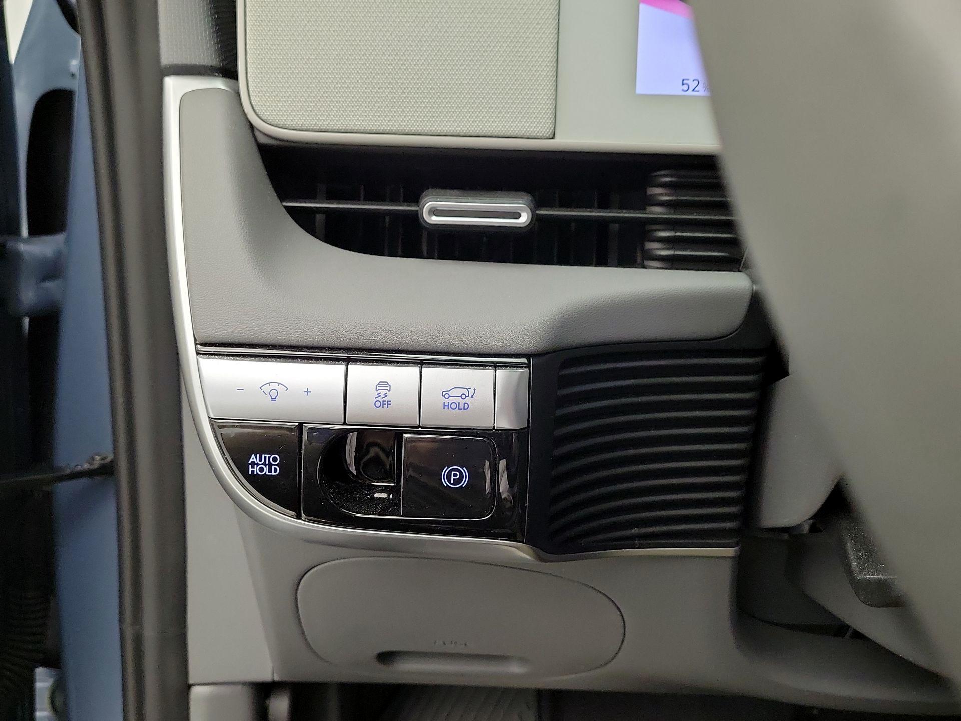 Thumbnail: 2024 Hyundai Ioniq 5 - 13