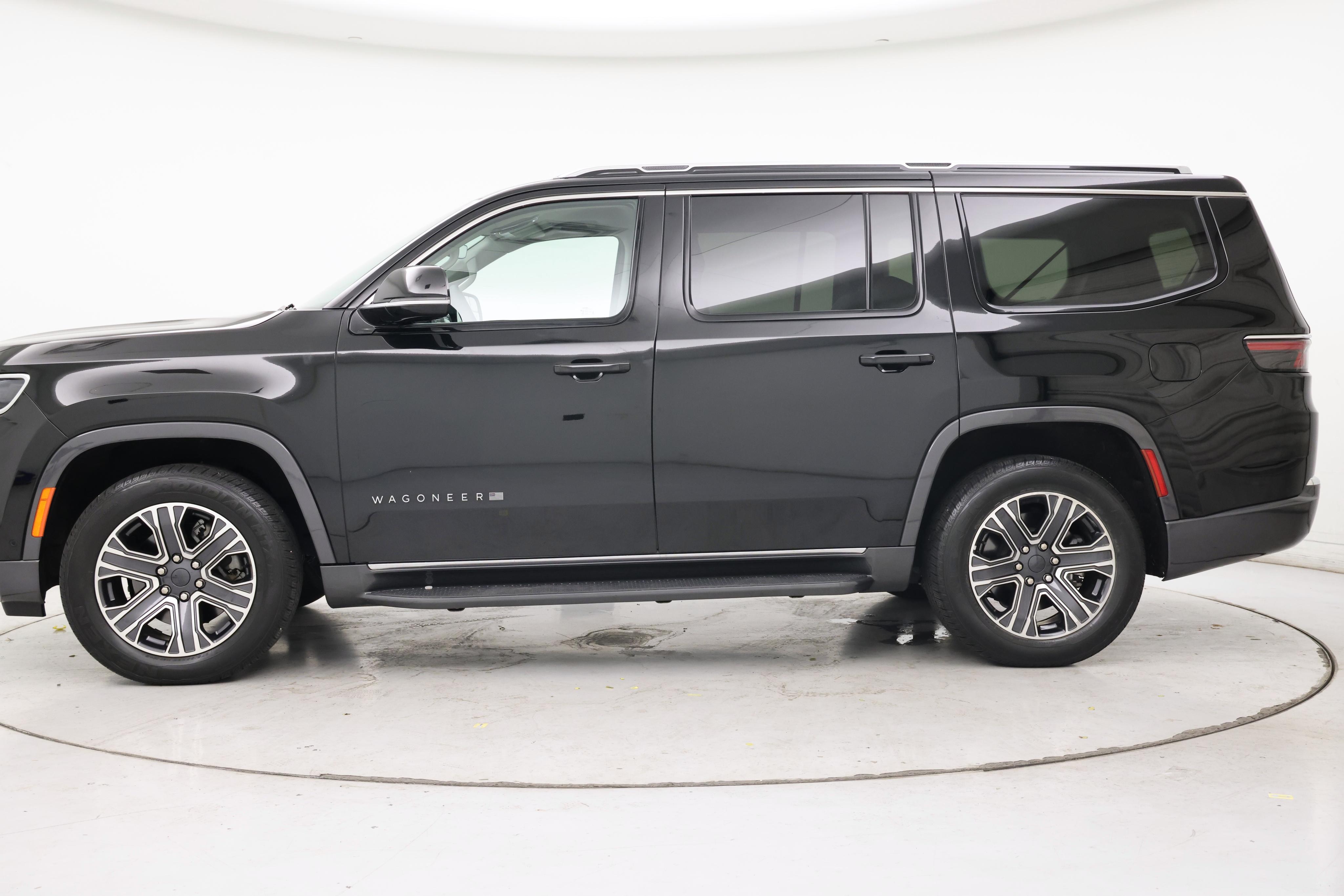Thumbnail: 2022 Jeep Wagoneer - 3