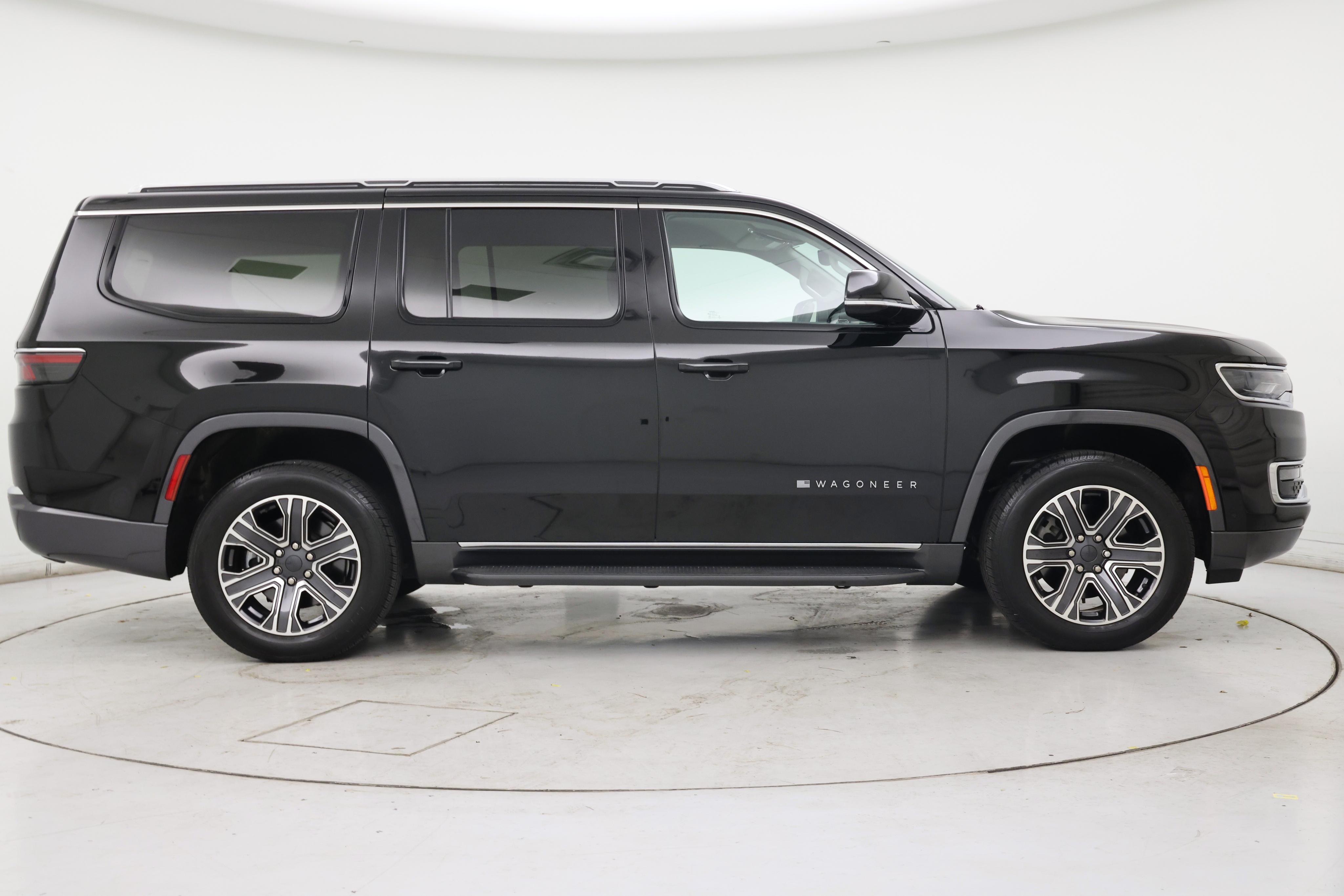 Thumbnail: 2022 Jeep Wagoneer - 7