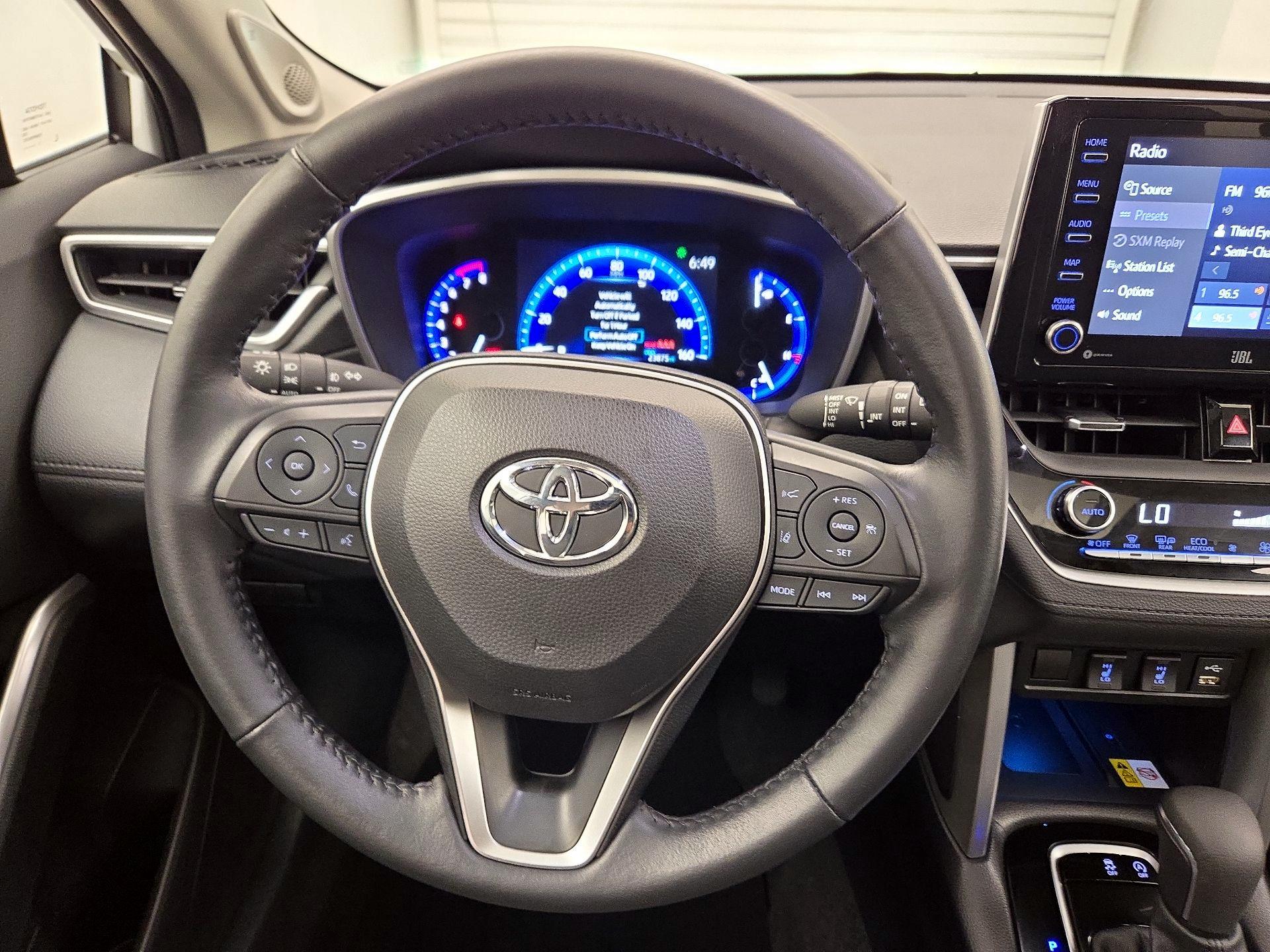 Thumbnail: 2022 Toyota Corolla Cross - 10