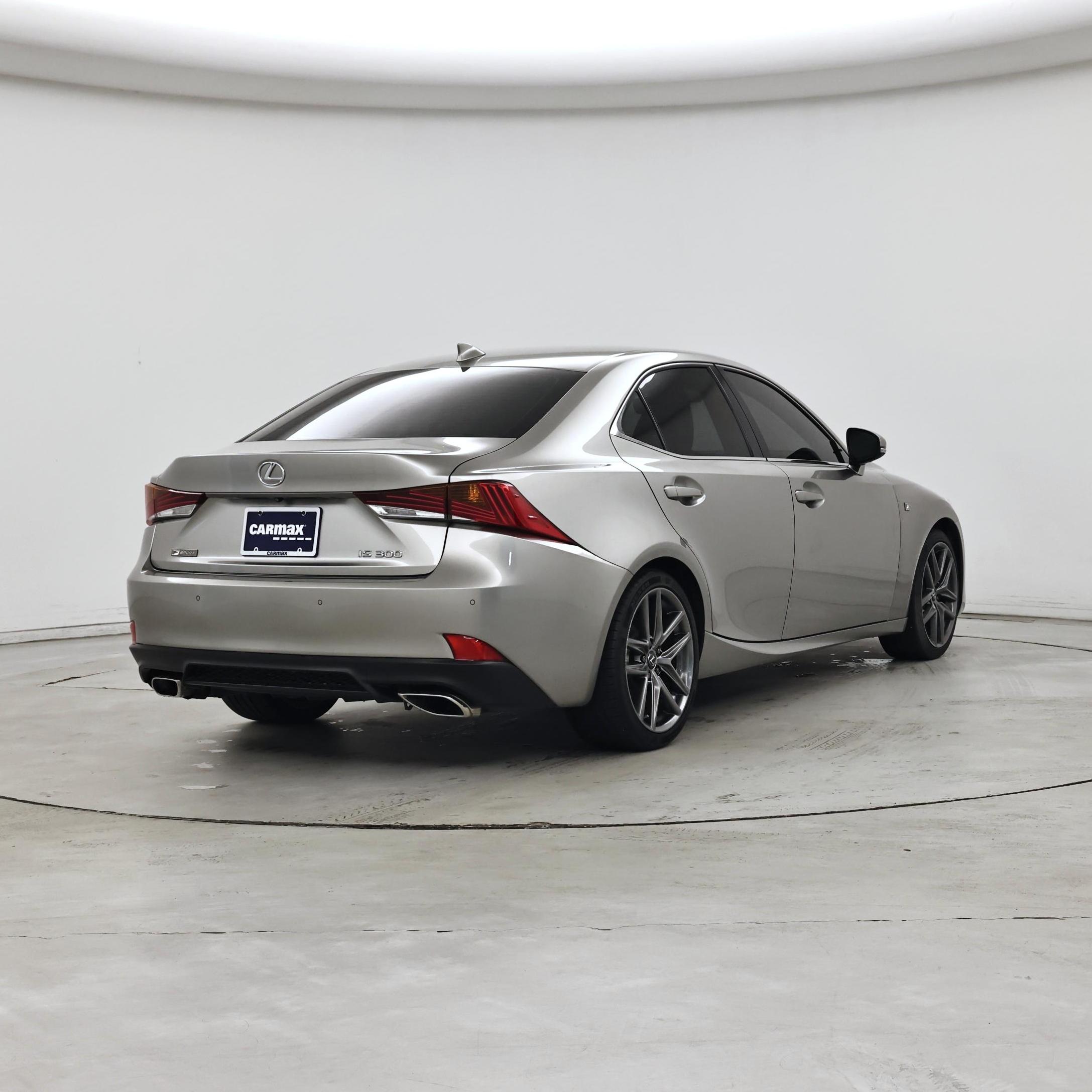 Thumbnail: 2019 Lexus IS - 8