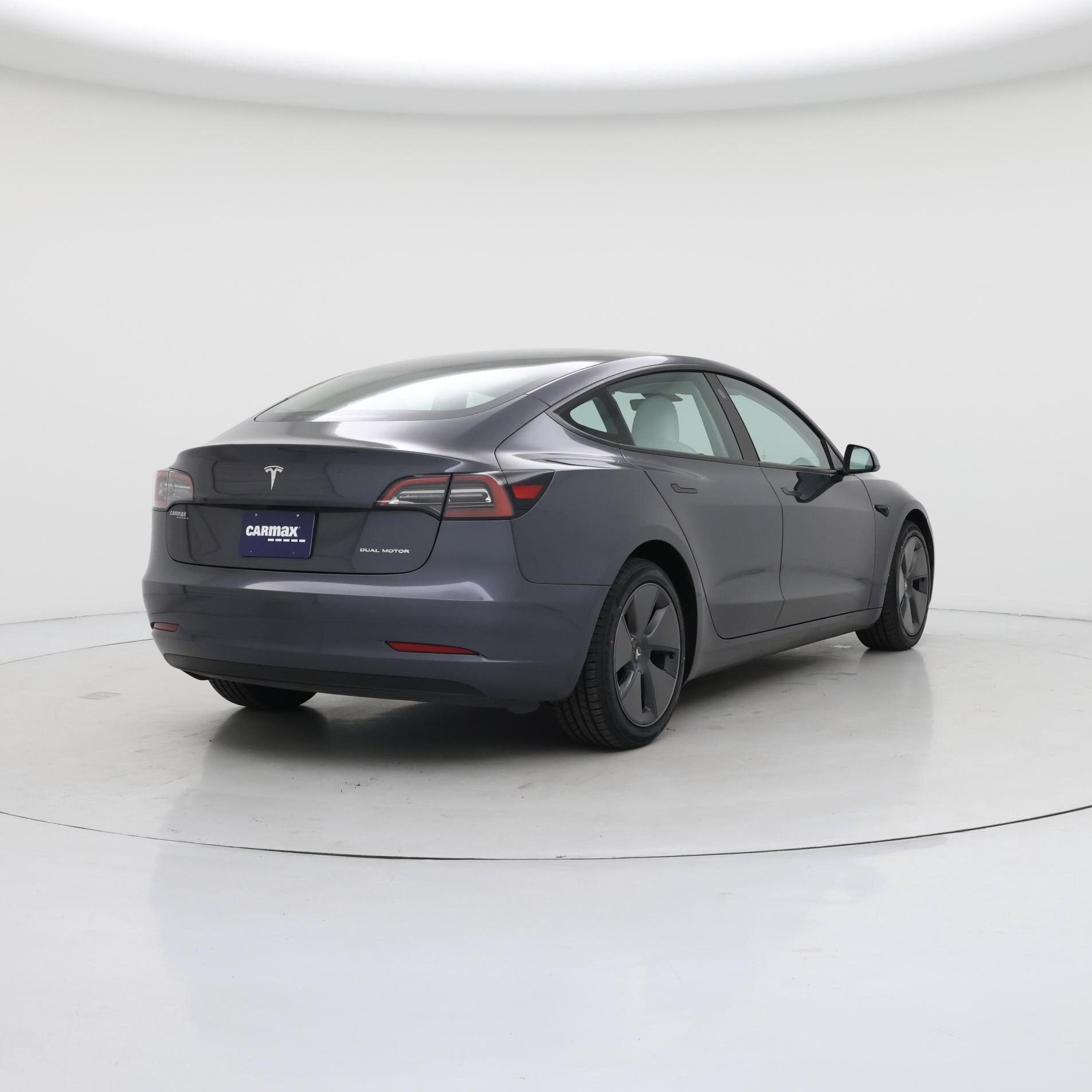 Thumbnail: 2023 Tesla Model 3 - 8