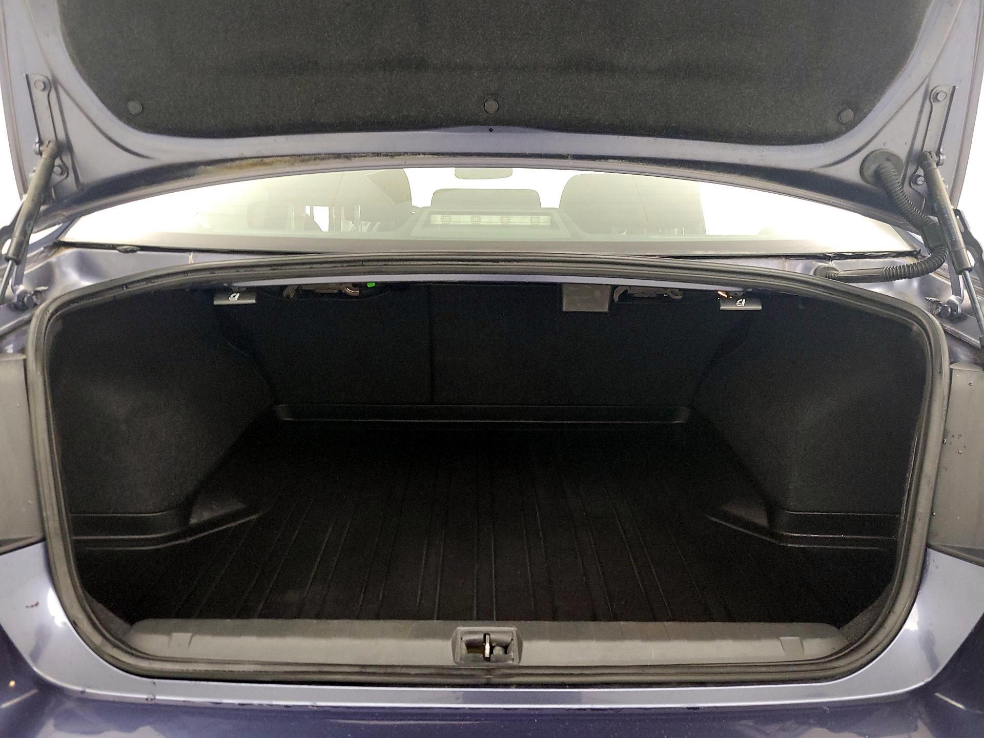 Thumbnail: 2014 Subaru Legacy - 19
