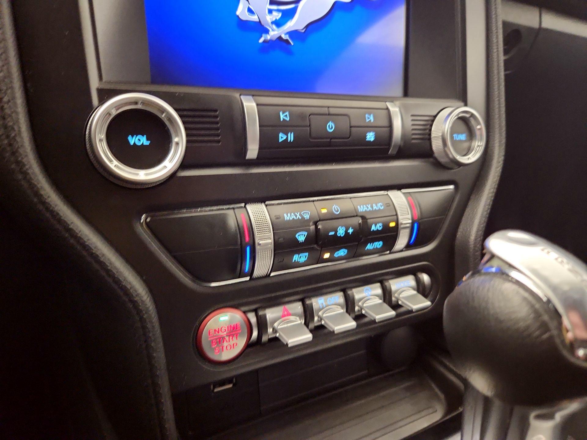 Thumbnail: 2022 Ford Mustang - 17