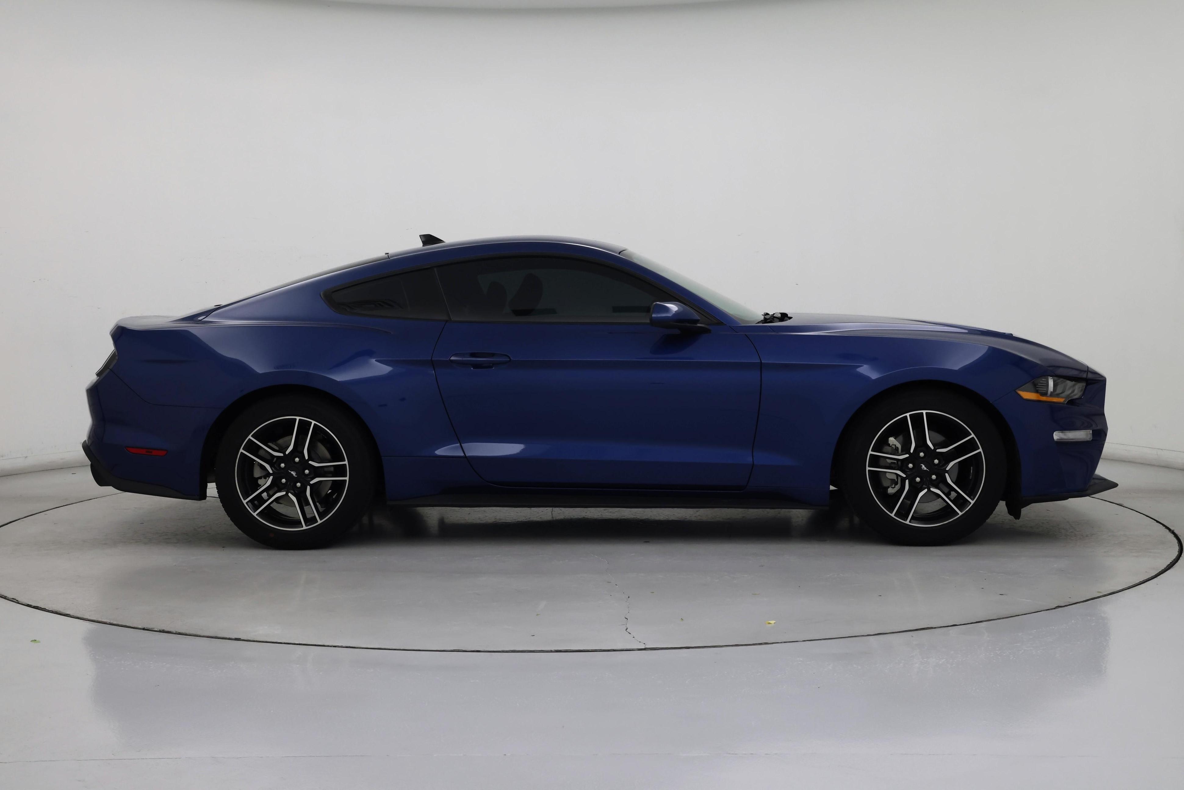 Thumbnail: 2022 Ford Mustang - 7
