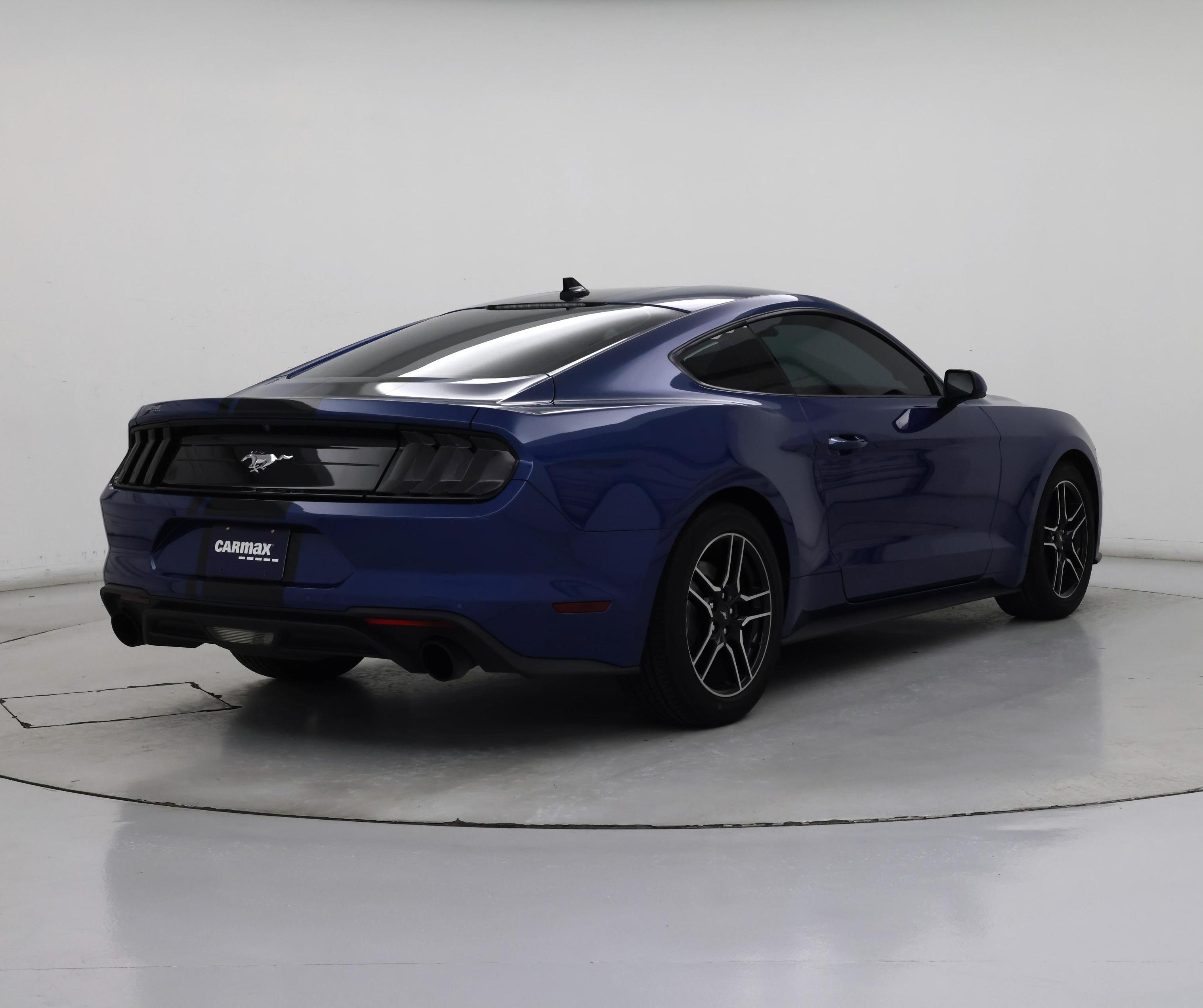 Thumbnail: 2022 Ford Mustang - 8