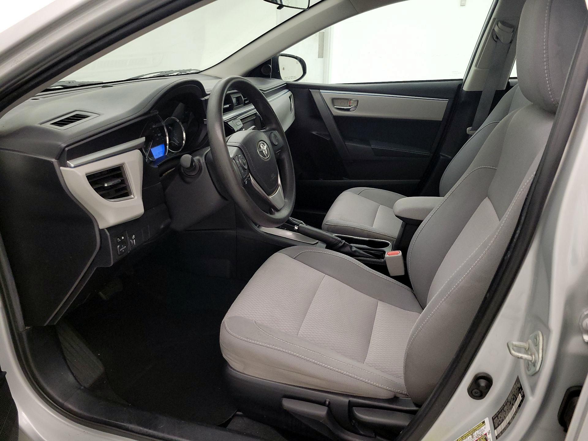Thumbnail: 2015 Toyota Corolla - 11
