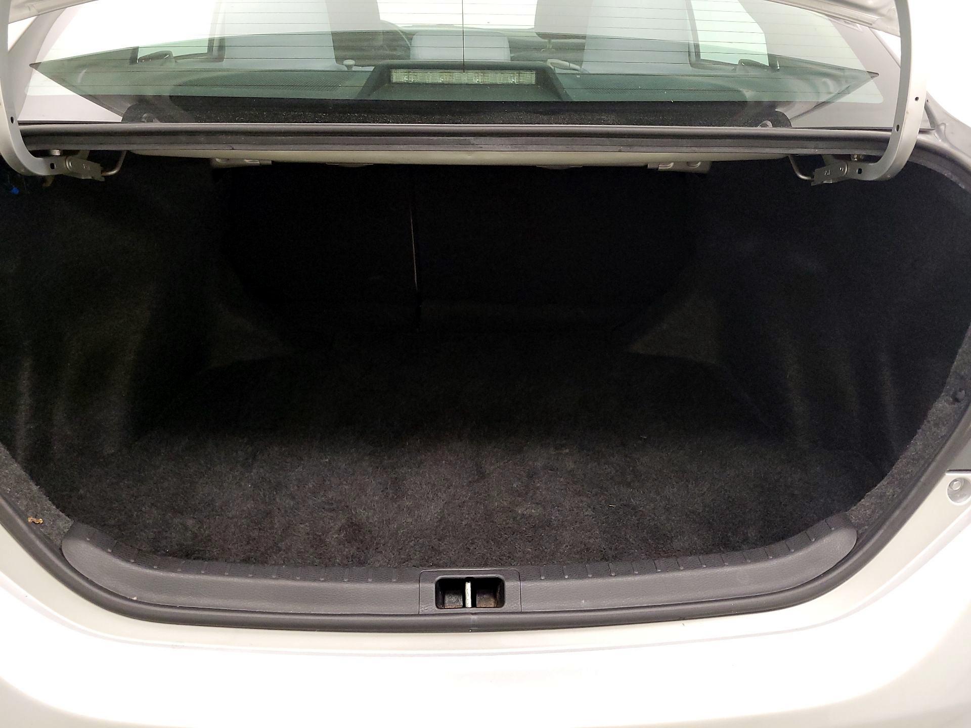 Thumbnail: 2015 Toyota Corolla - 20