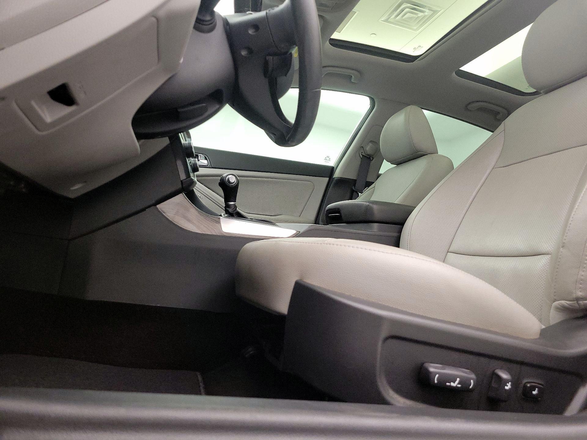 Thumbnail: 2014 Kia Optima - 11