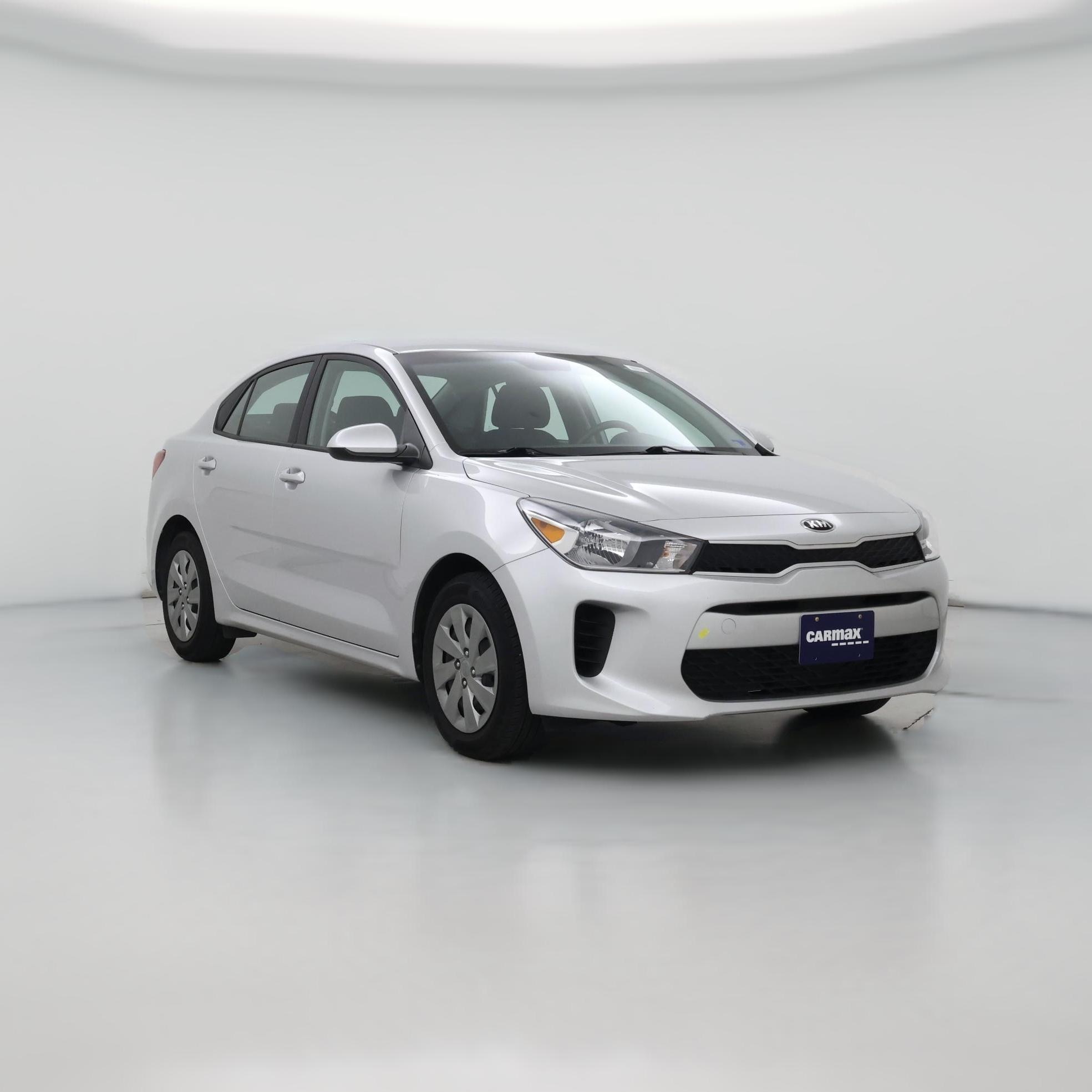 Thumbnail: 2020 Kia Rio - 1