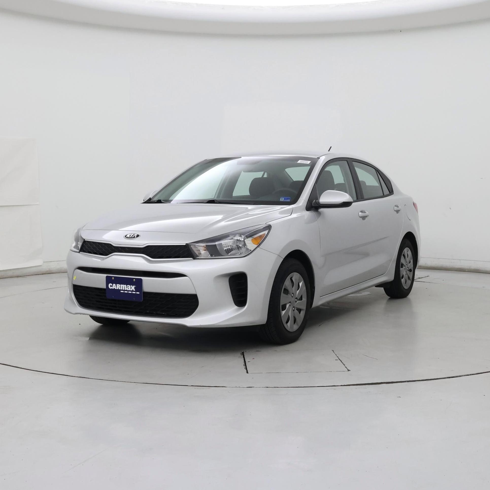 Thumbnail: 2020 Kia Rio - 4