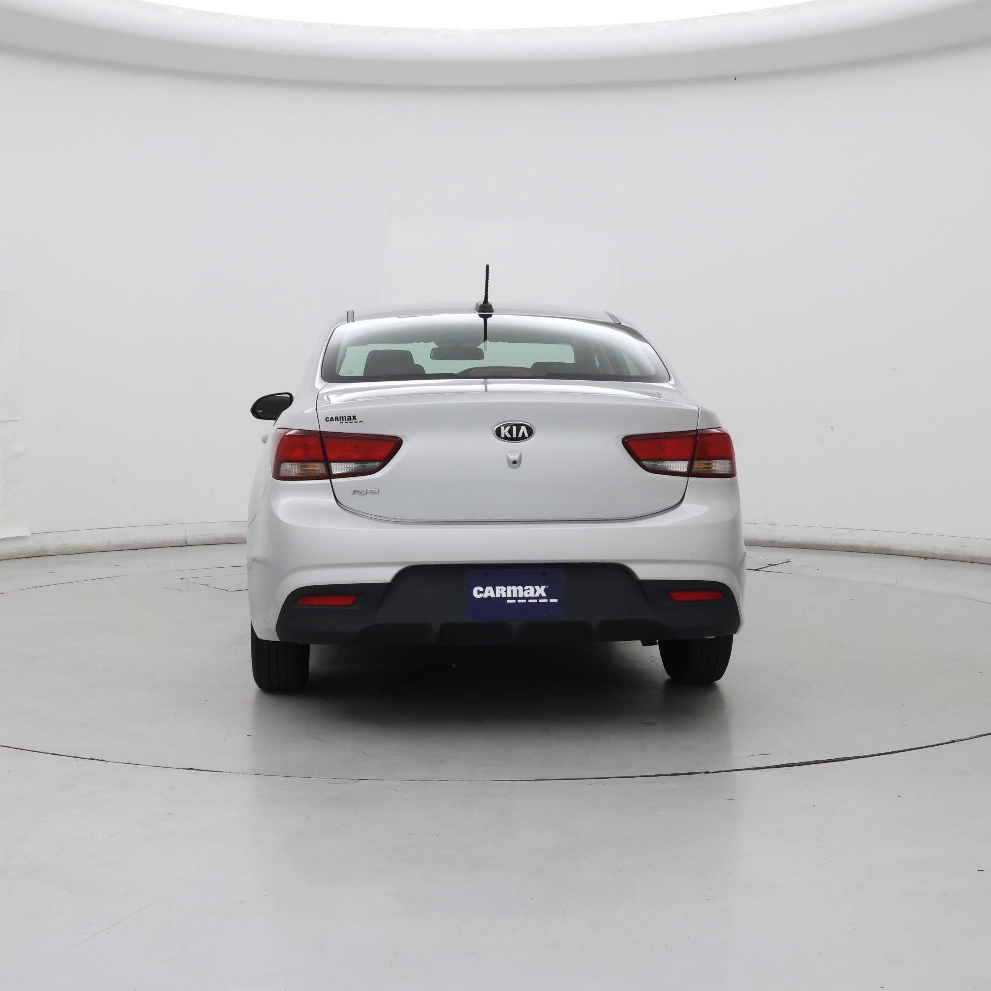 Thumbnail: 2020 Kia Rio - 6