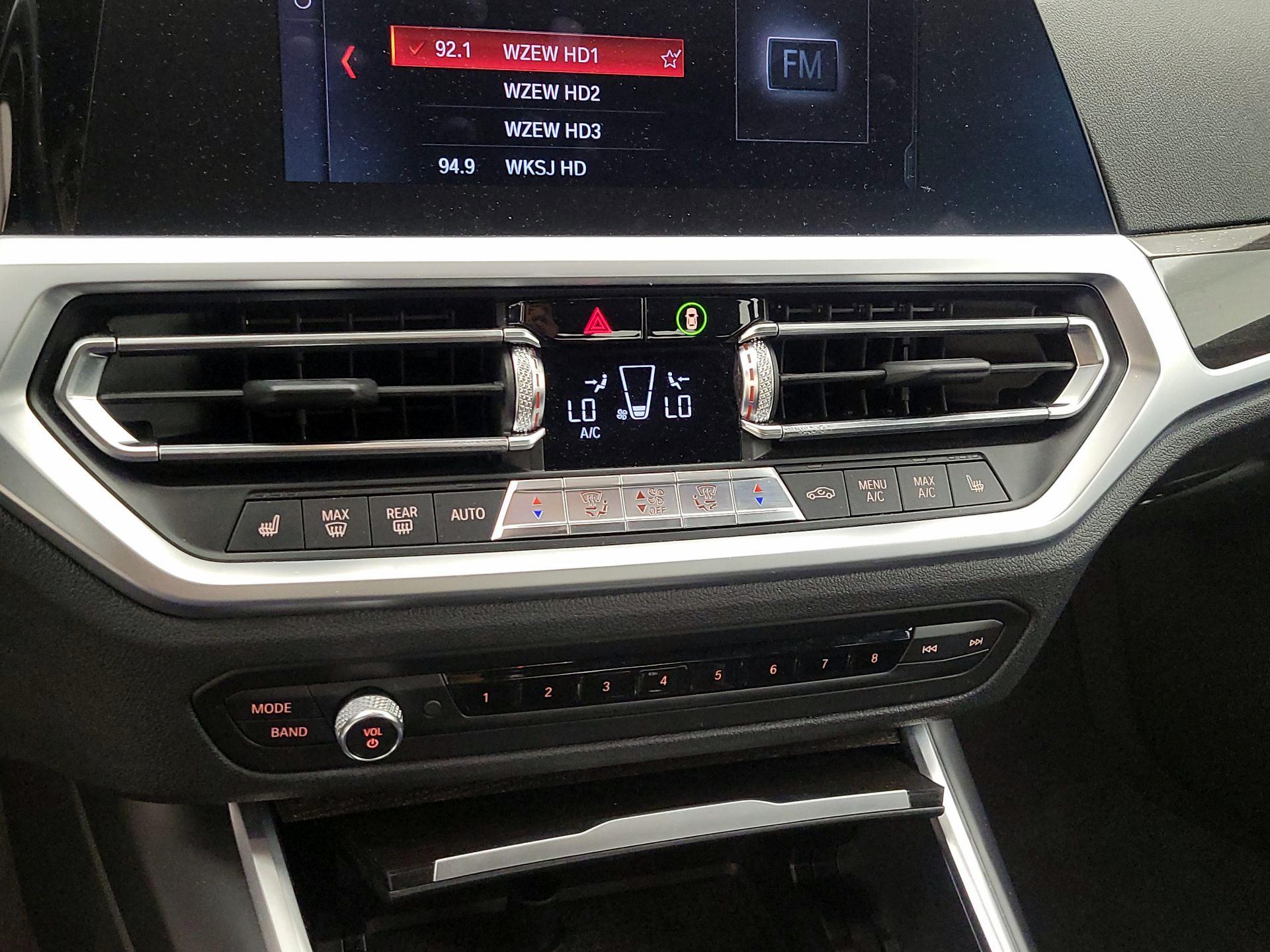 Thumbnail: 2019 BMW 3 Series - 16