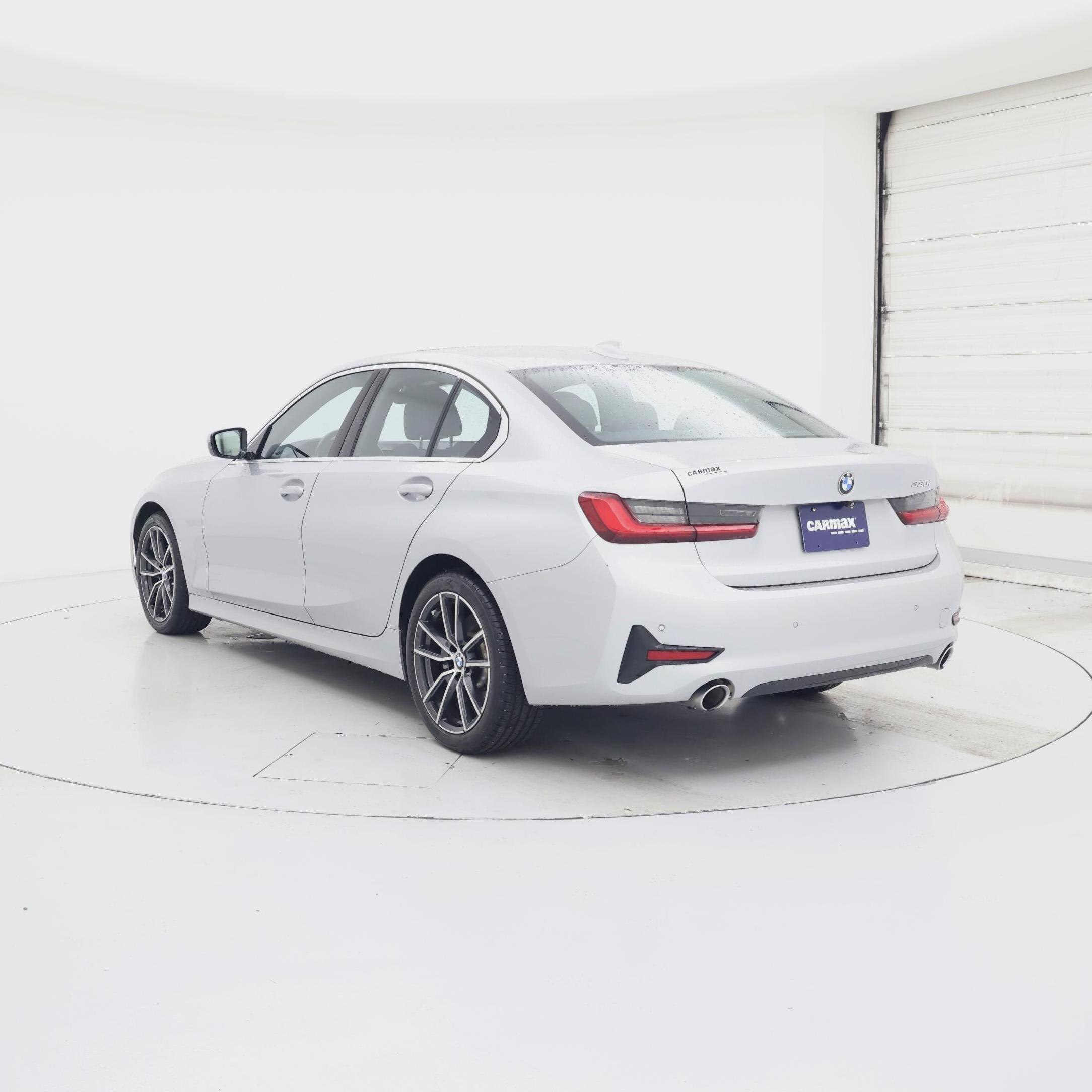 Thumbnail: 2019 BMW 3 Series - 2