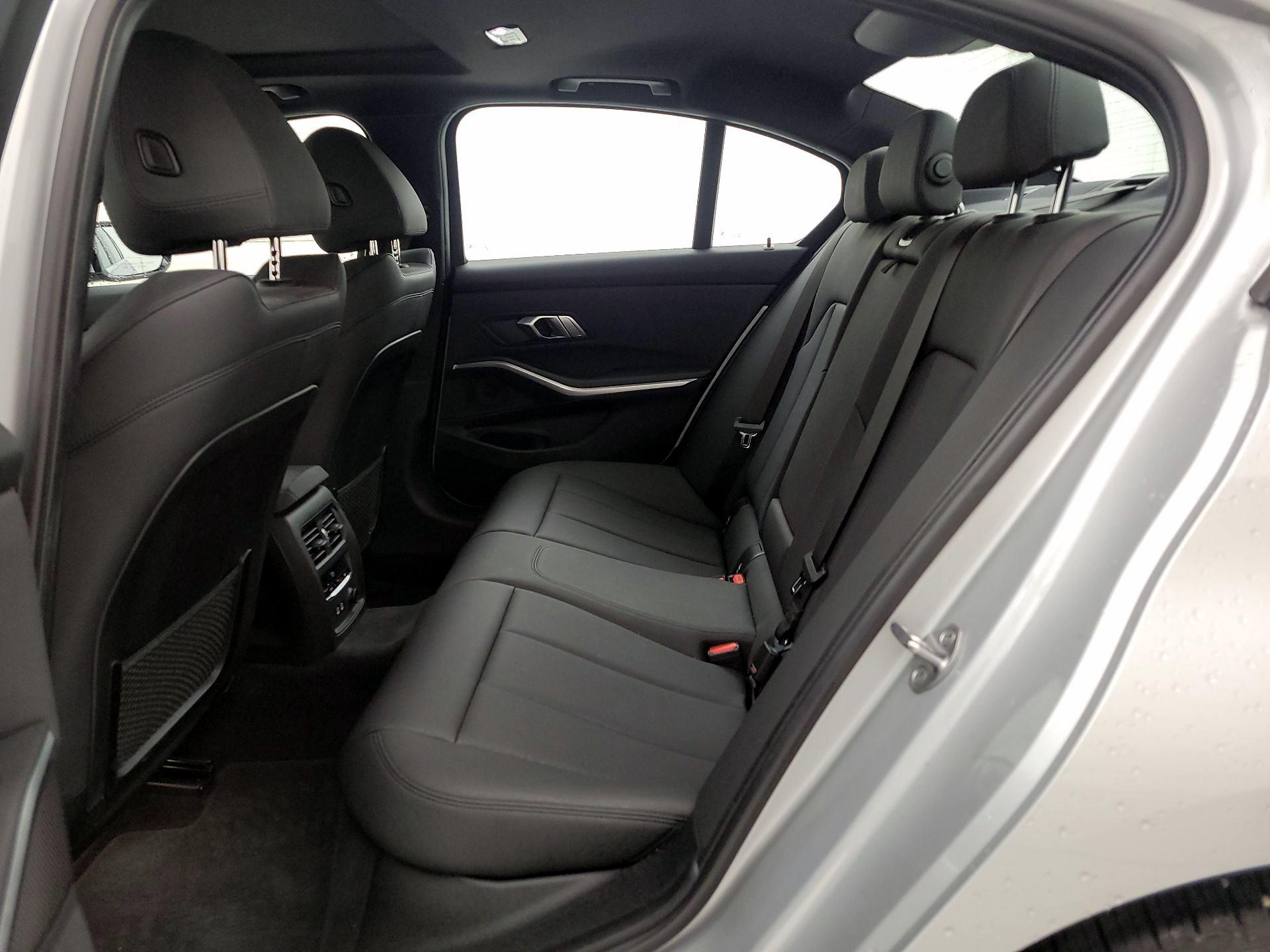 Thumbnail: 2019 BMW 3 Series - 19