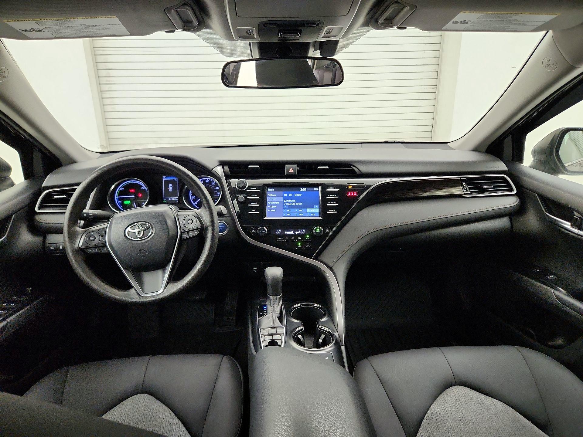 Thumbnail: 2019 Toyota Camry - 9