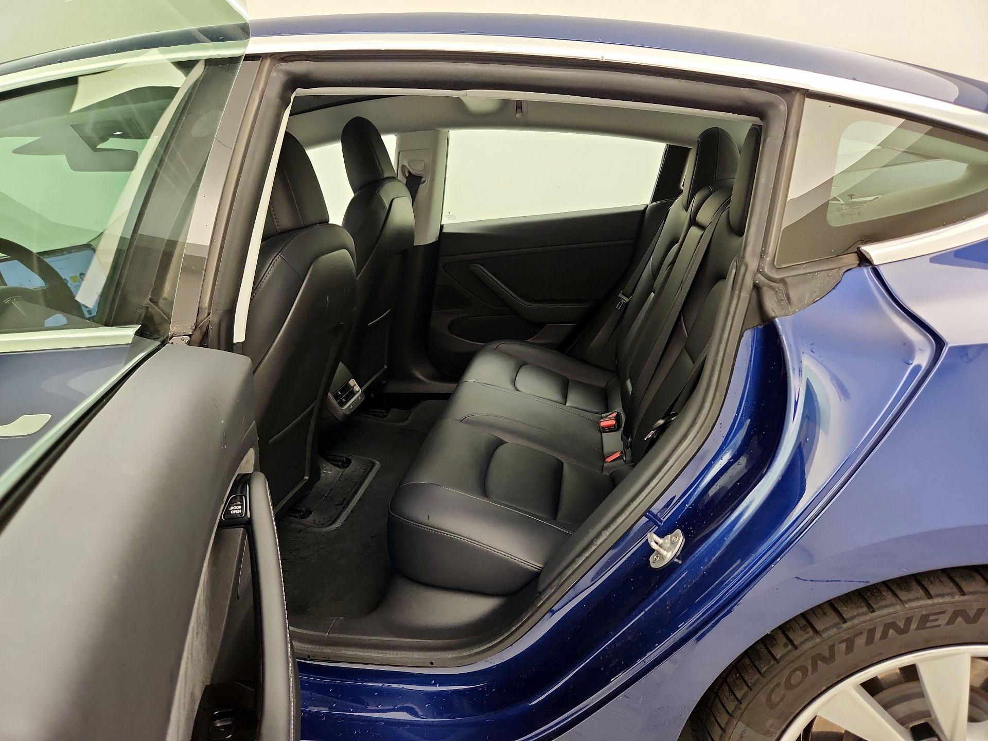 Thumbnail: 2020 Tesla Model 3 - 20