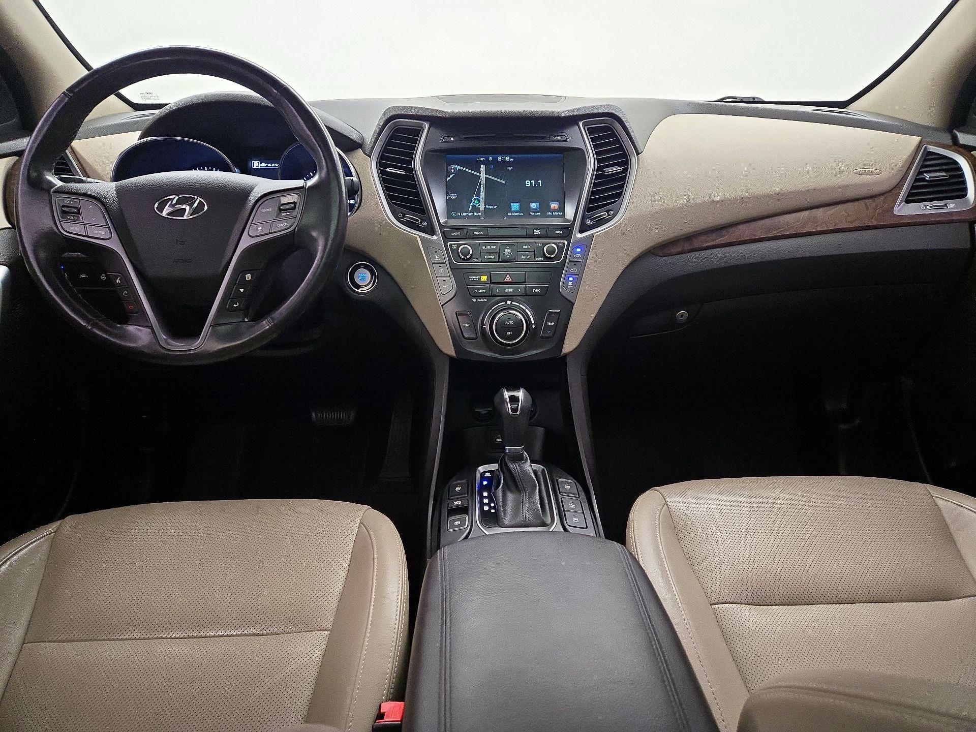 Thumbnail: 2017 Hyundai Santa Fe - 9