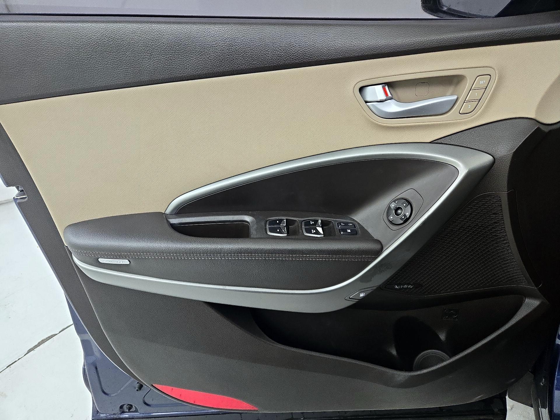 Thumbnail: 2017 Hyundai Santa Fe - 12