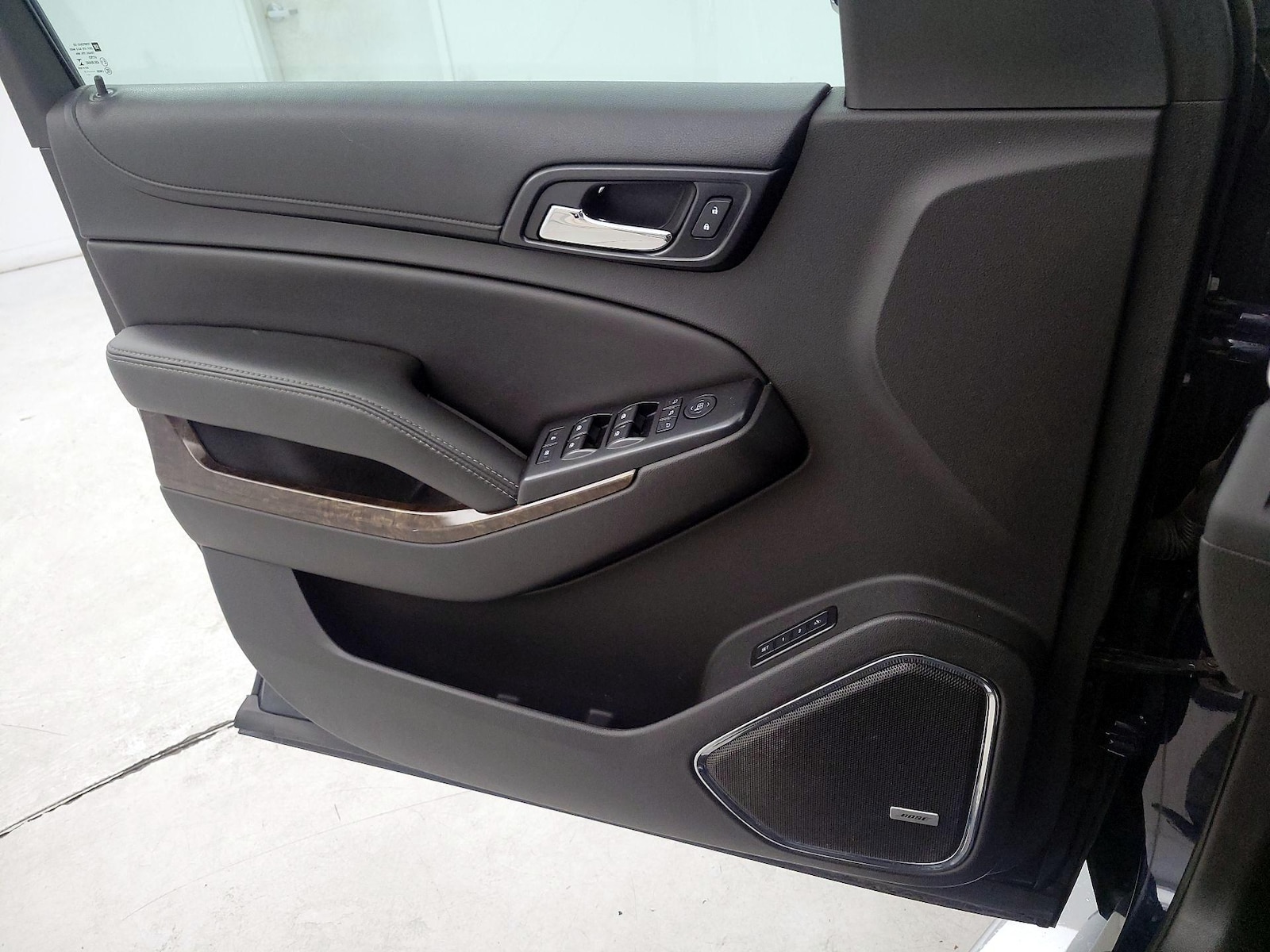 2017 Chevrolet Tahoe LT - Photo 13