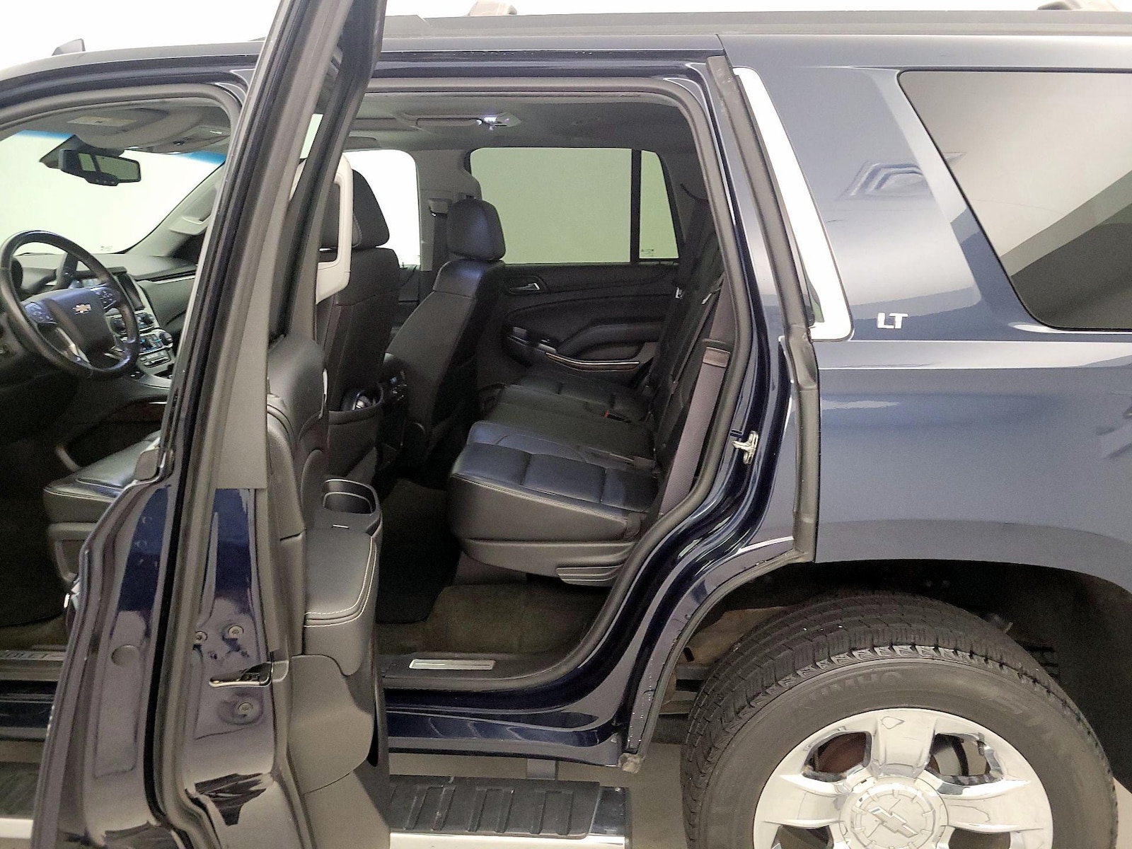 2017 Chevrolet Tahoe LT - Photo 20