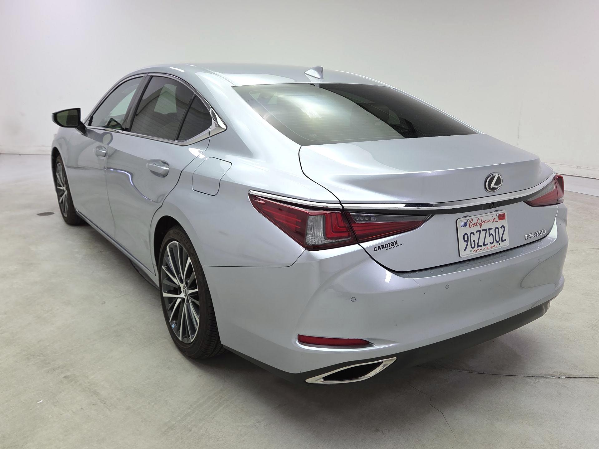 Thumbnail: 2023 Lexus ES - 7