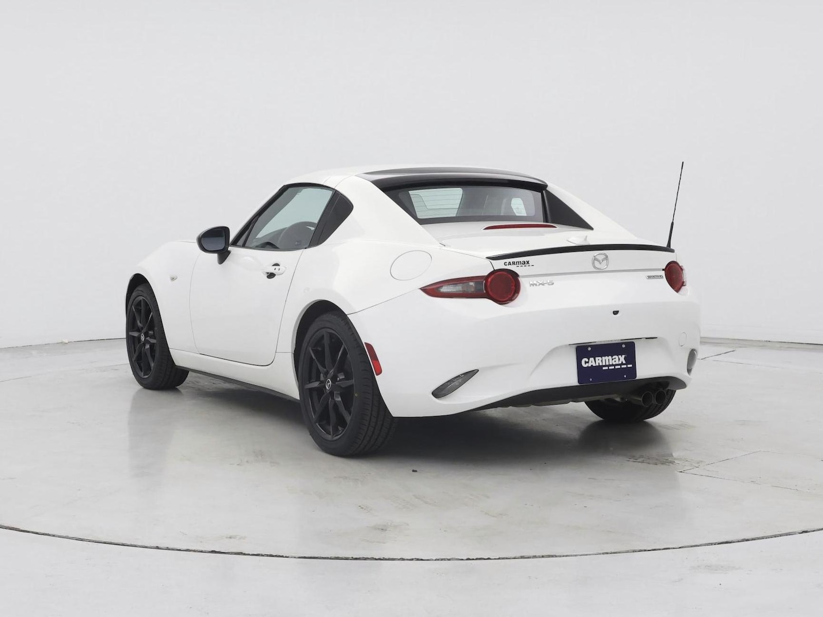 2021 Mazda MX-5 Miata RF Club - Photo 3