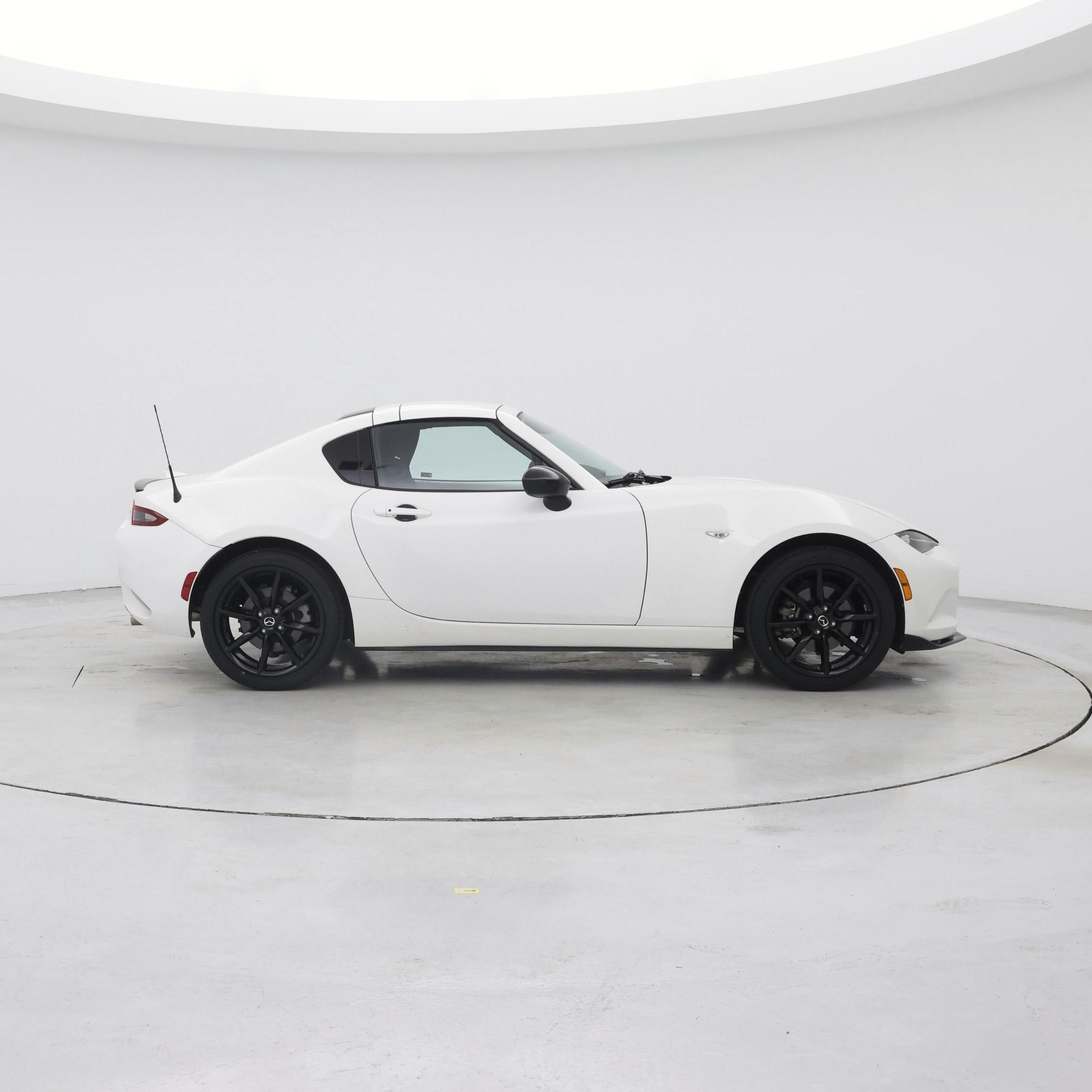 Thumbnail: 2021 Mazda MX-5 Miata - 7