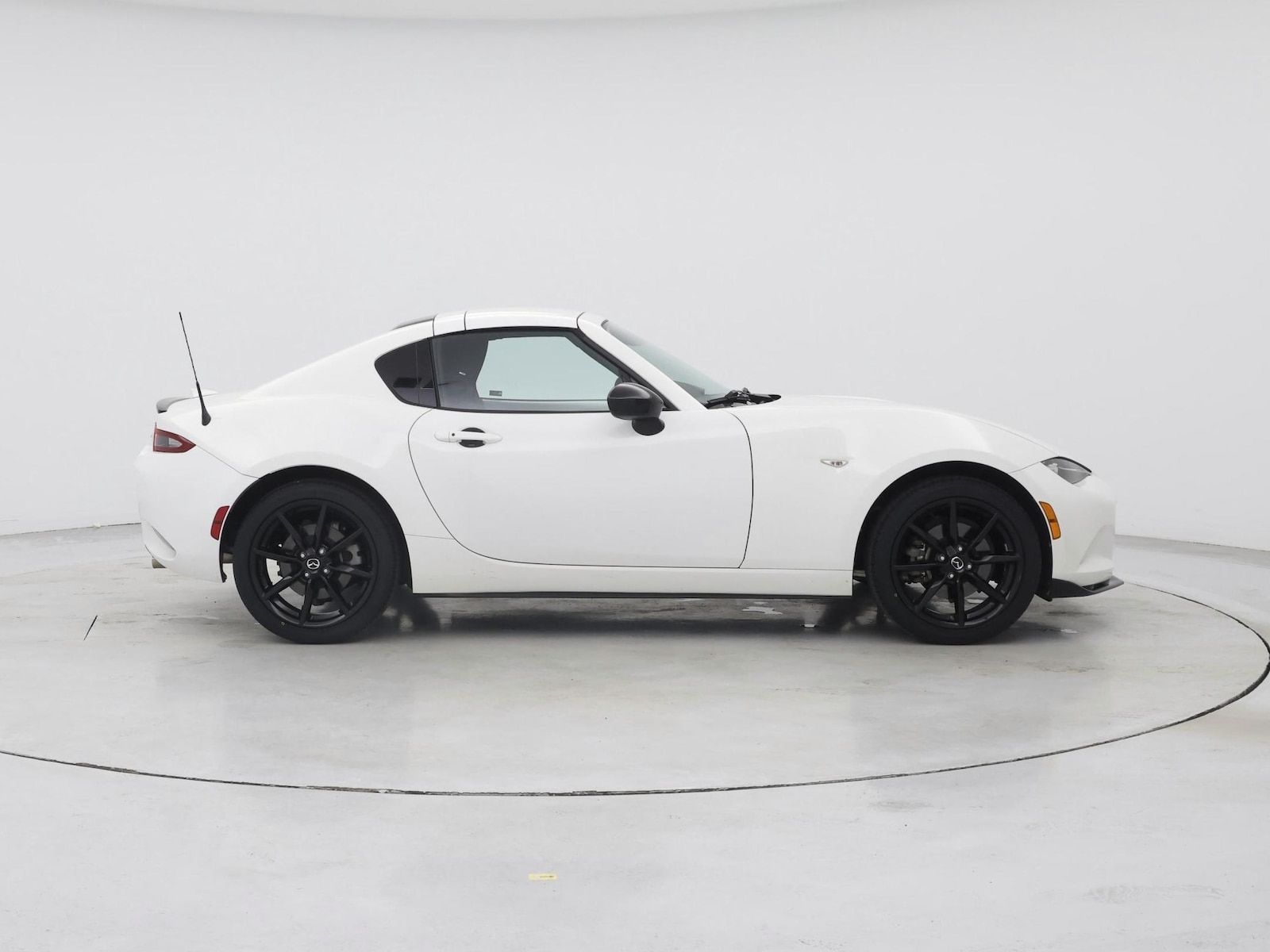 2021 Mazda MX-5 Miata RF Club - Photo 8